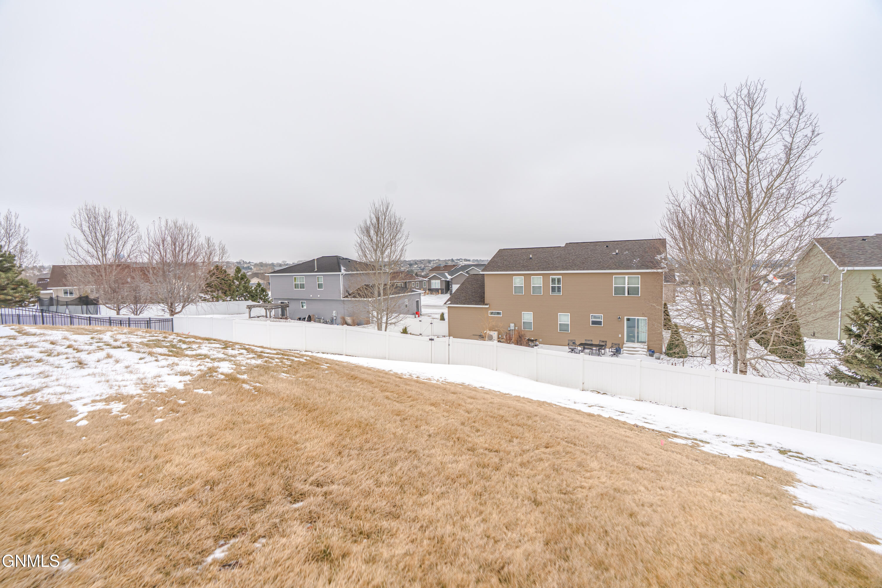 Bismarck, North Dakota, 58503, United States, 4 Bedrooms Bedrooms, ,3 BathroomsBathrooms,Residential,For Sale,2035327