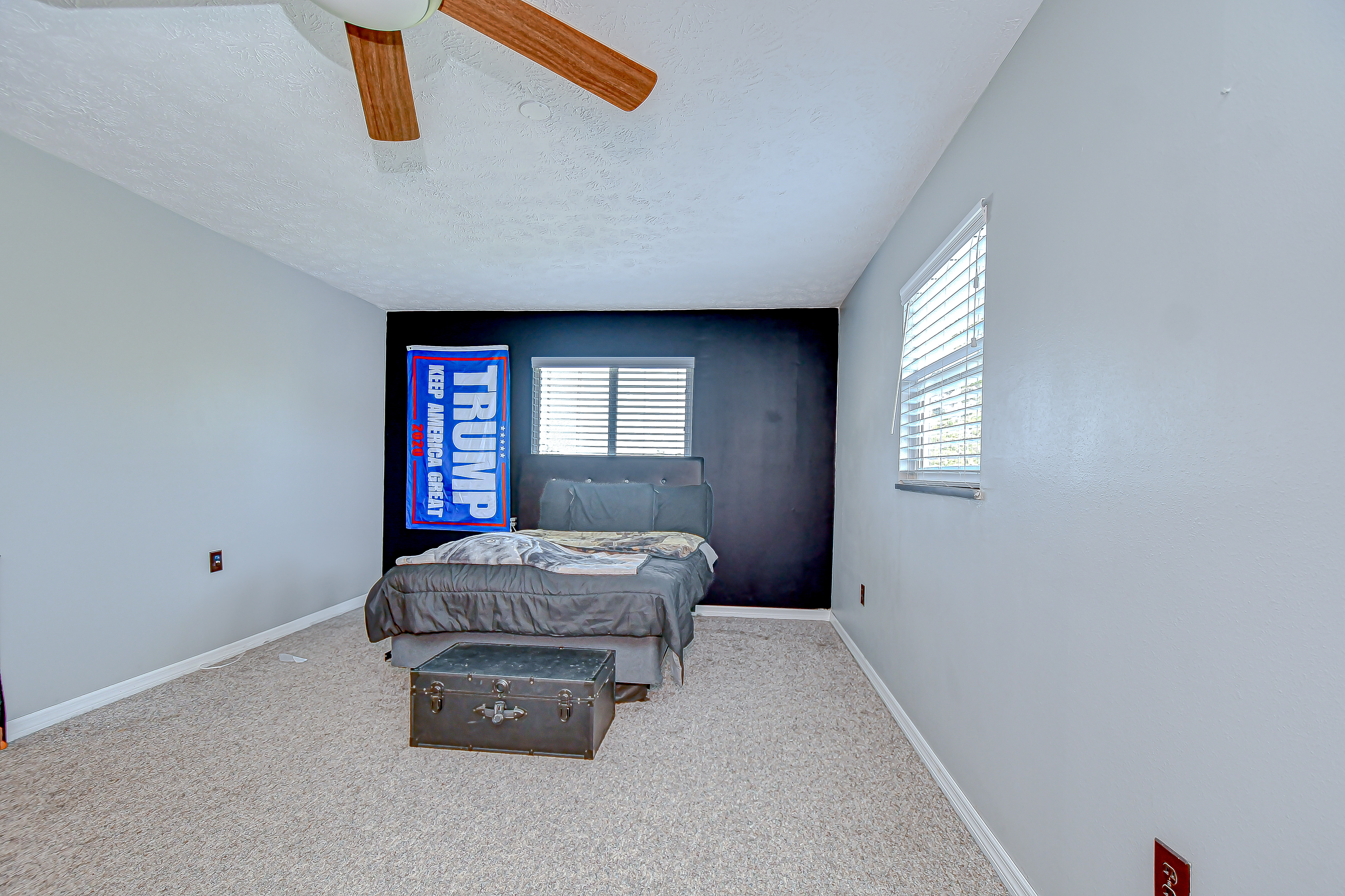 Dade City, Florida, 33523, United States, 4 Bedrooms Bedrooms, ,3 BathroomsBathrooms,Residential,For Sale,1873323