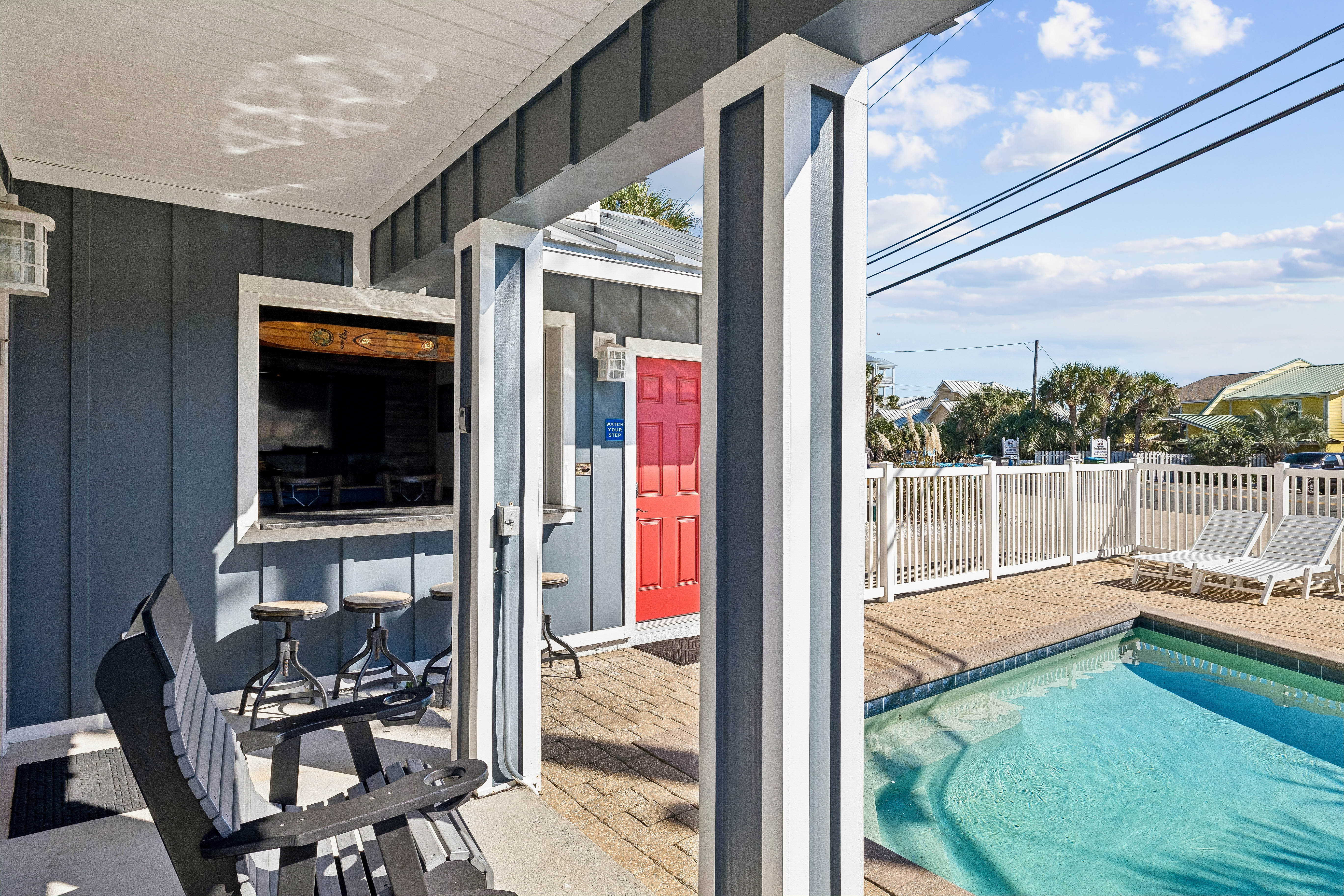  Gulf-View Coastal Retreat With Private Pool and Indoor-Outdoor Bar - 物件實景