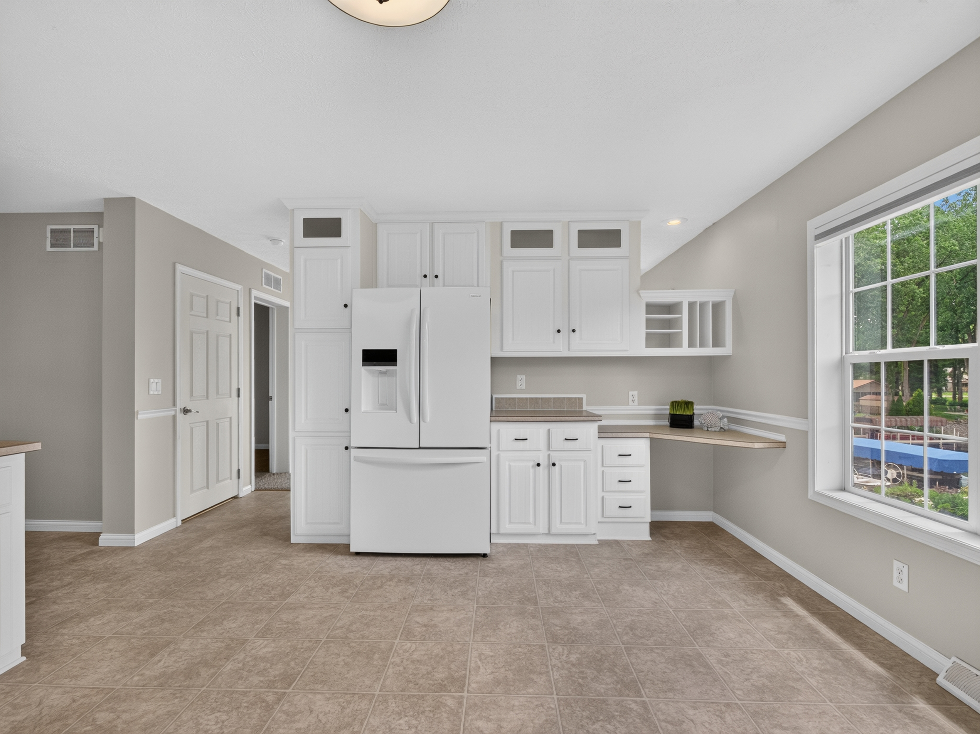  Spacious Channel-Front Home Off Lake Wawasee - 物件實景