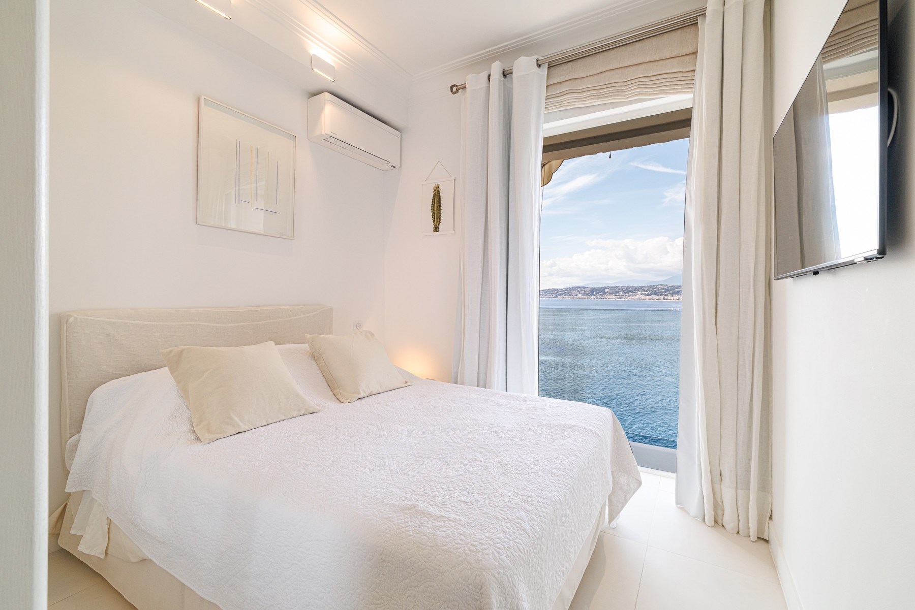  Luxury seafront apartment in Nice – 2 bedrooms, views over the Baie des Anges - 物件實景