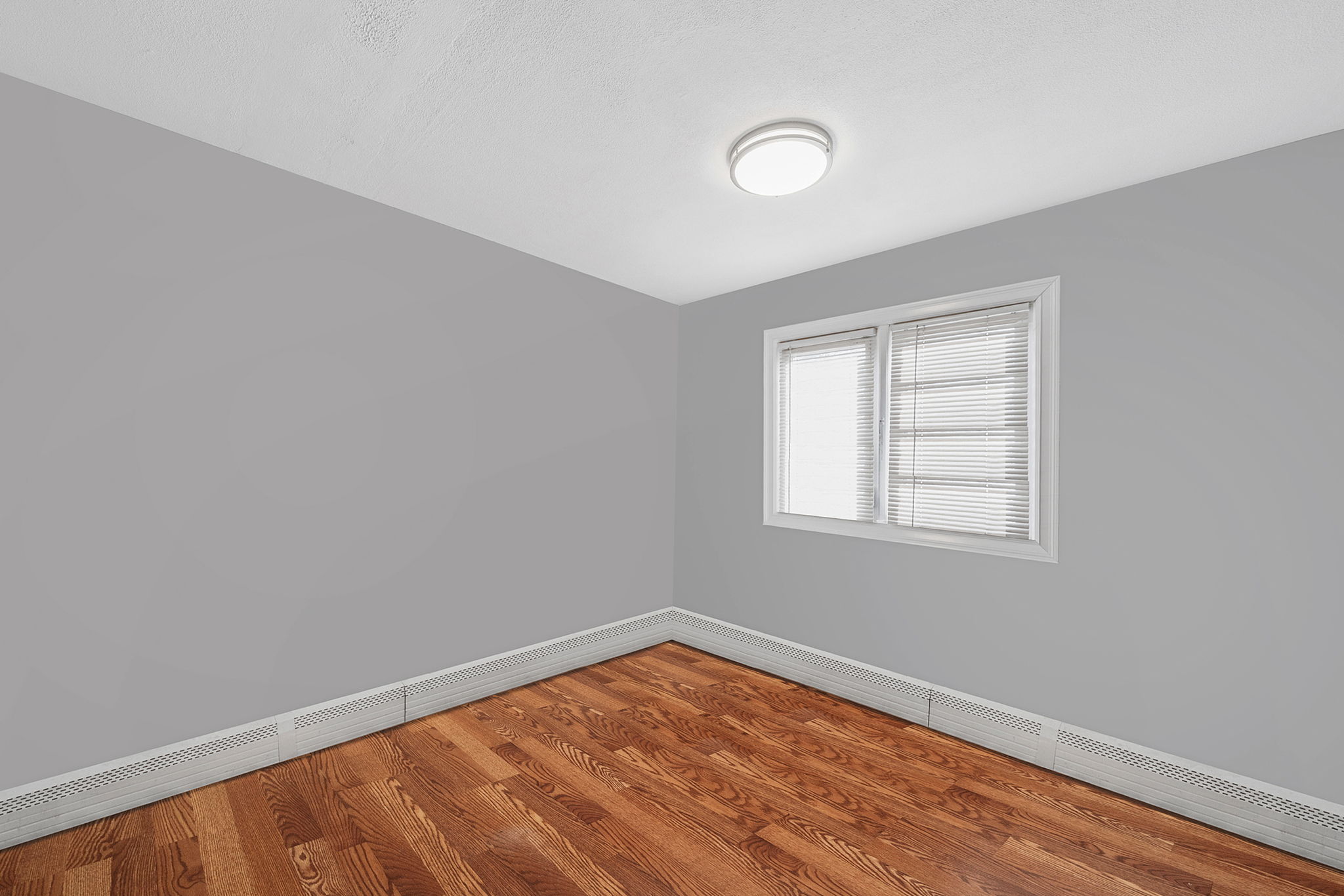 Ronkonkoma, New York, 11779, United States, 4 Bedrooms Bedrooms, ,2 BathroomsBathrooms,Residential,For Sale,2009312