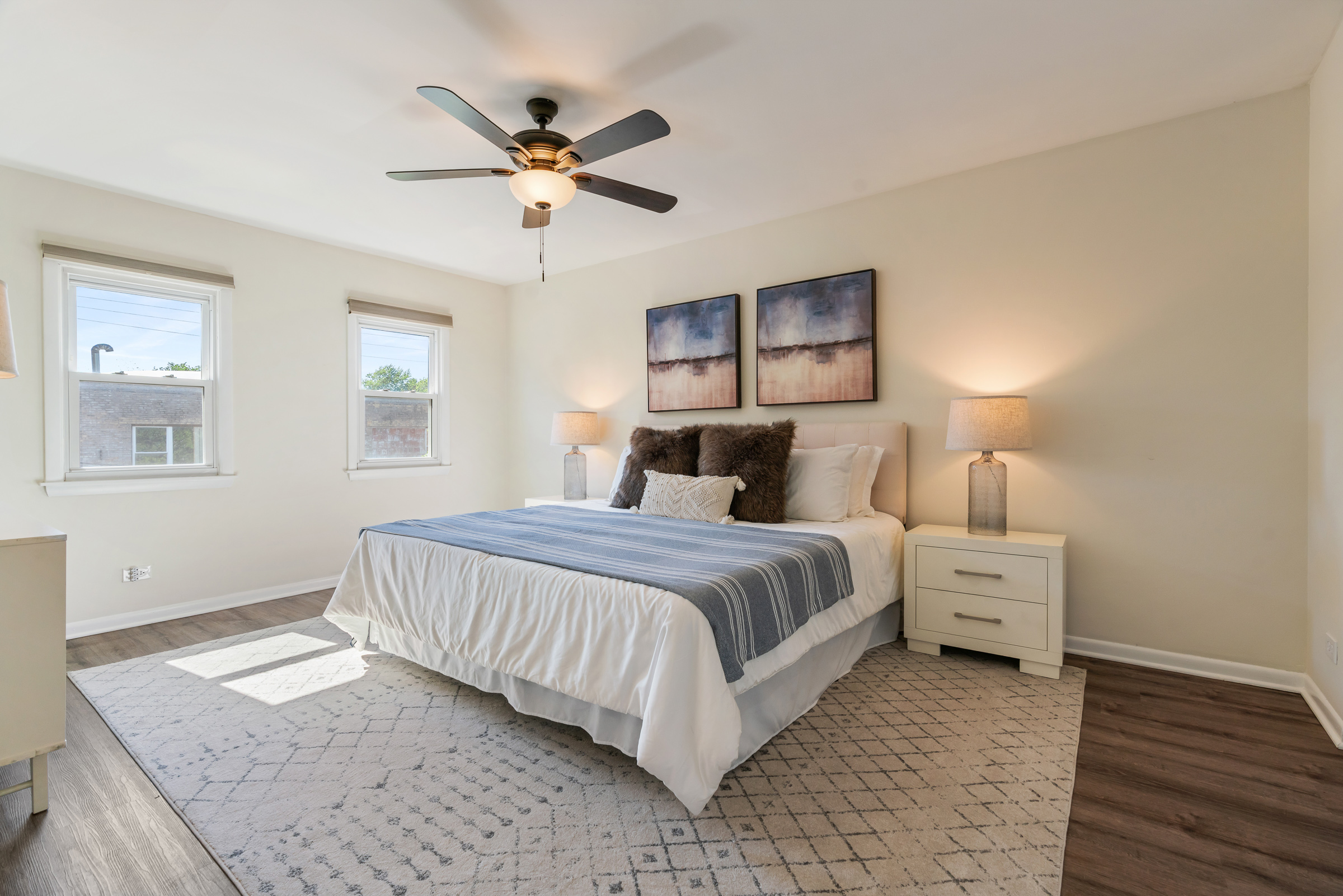  Spacious and Bright Condo in Prime Southeast Evanston Location - 物件實景