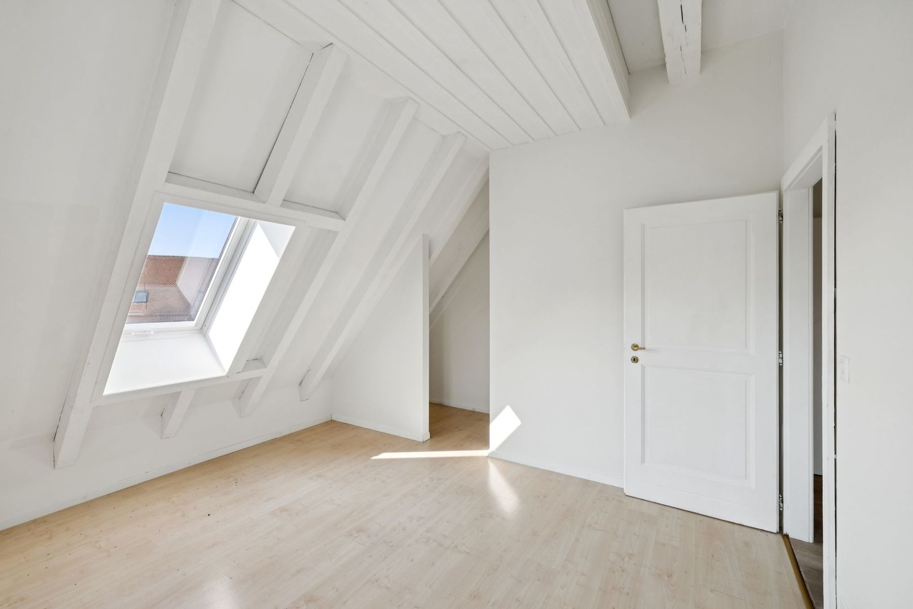  5.5 rooms in a charming small condominium 15 minutes from Lausanne - 物件實景