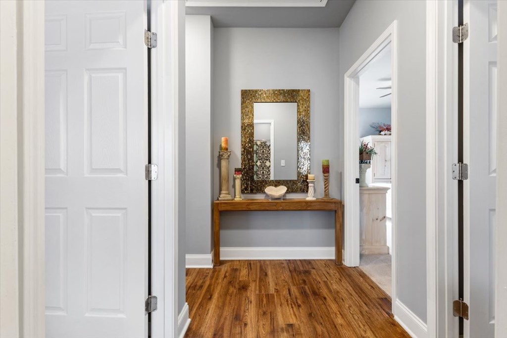 Blue Ridge, Georgia, 30513, United States, 3 Bedrooms Bedrooms, ,2 BathroomsBathrooms,Residential,For Sale,1979070