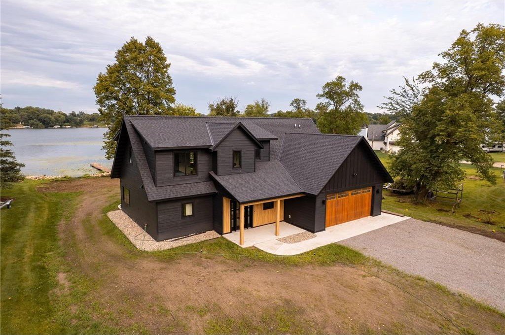 Alexandria, Minnesota, 56308, United States, 4 Bedrooms Bedrooms, ,2 BathroomsBathrooms,Residential,For Sale,2019044