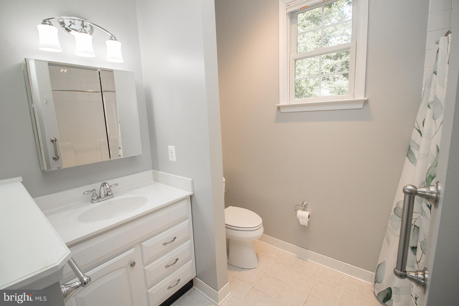 Leonardtown, Maryland, 20650, United States, 3 Bedrooms Bedrooms, ,2 BathroomsBathrooms,Residential,For Sale,1979296