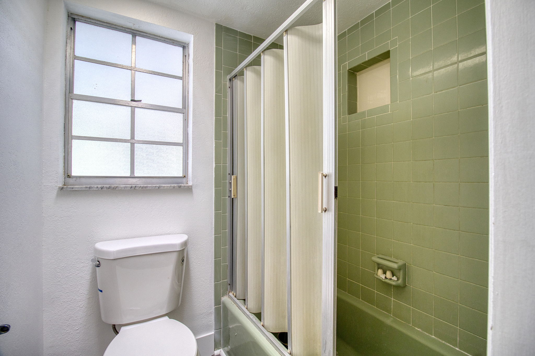 Tampa, Florida, 33613, United States, 4 Bedrooms Bedrooms, ,1 BathroomBathrooms,Residential,For Sale,2006363