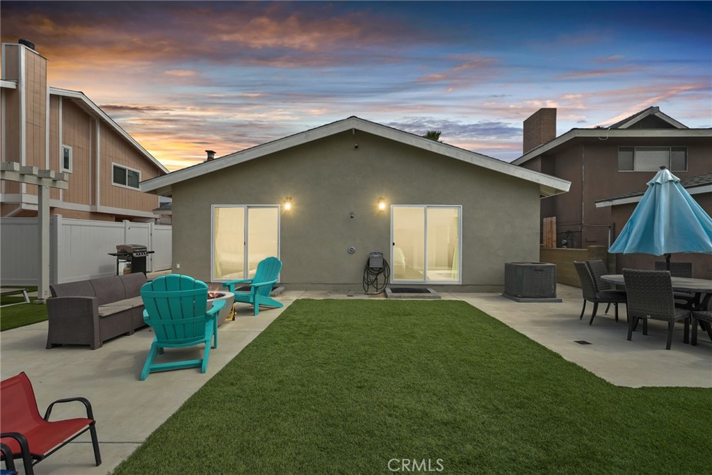 Oxnard, California, 93035, United States, 5 Bedrooms Bedrooms, ,1 BathroomBathrooms,Residential,For Sale,1847302