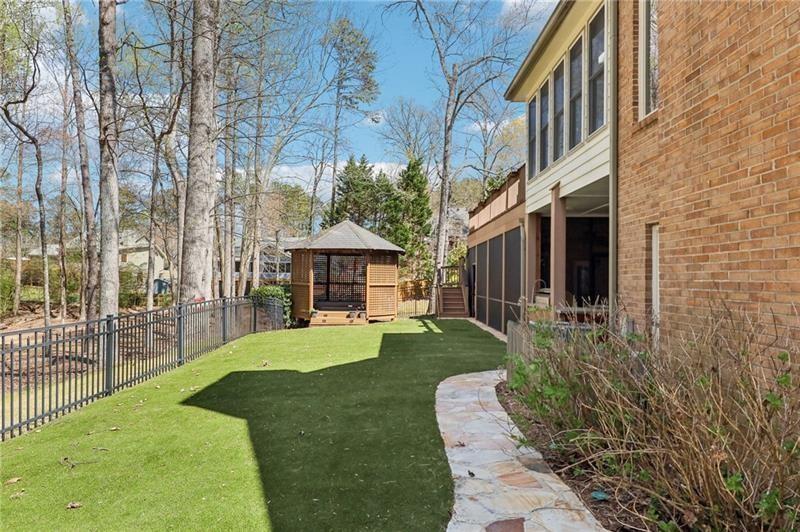 Buford, Georgia, 30518, United States, 6 Bedrooms Bedrooms, ,5 BathroomsBathrooms,Residential,For Sale,1976033