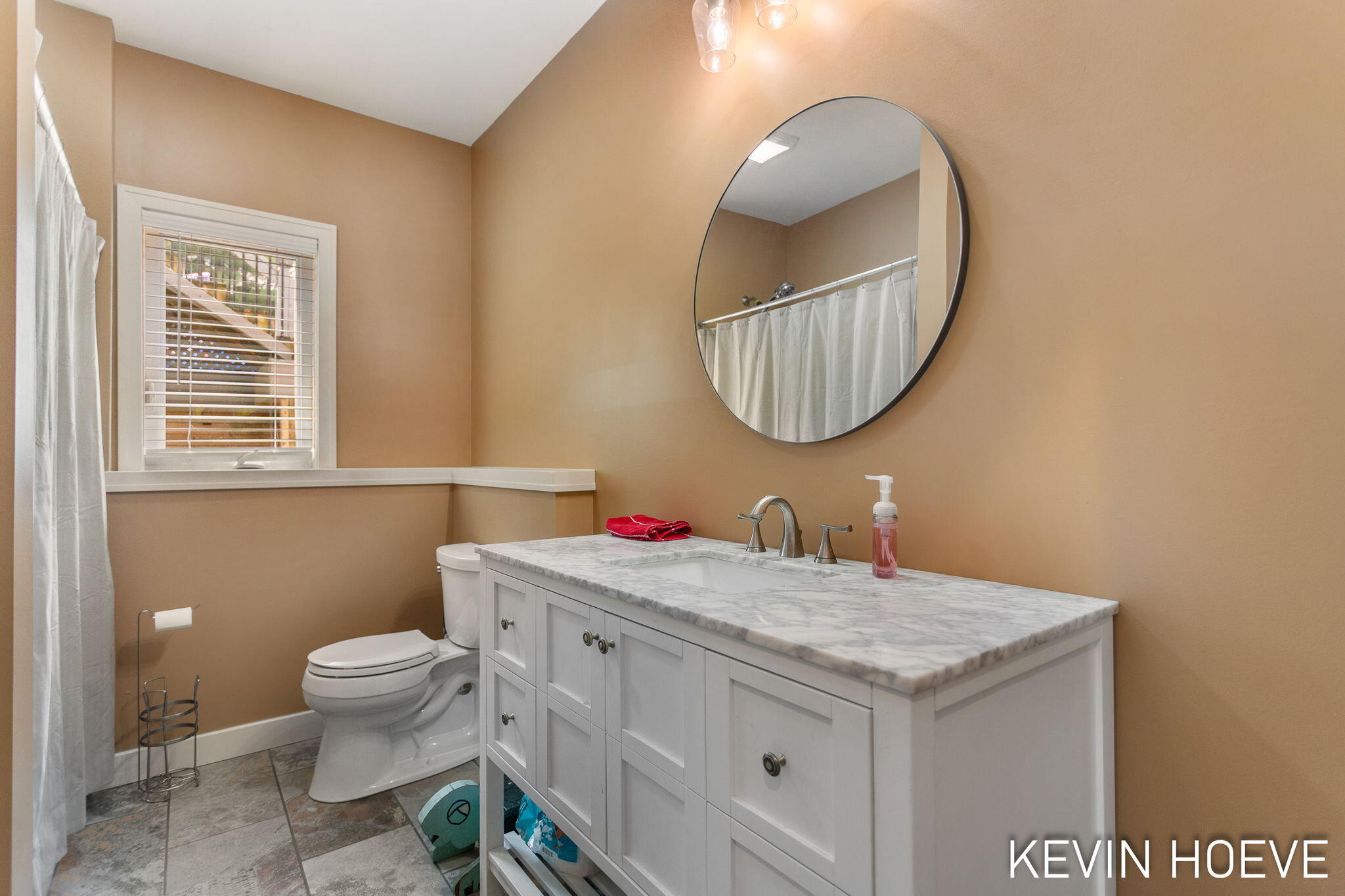 West Olive, Michigan, 49460, United States, 5 Bedrooms Bedrooms, ,4 BathroomsBathrooms,Residential,For Sale,1910960