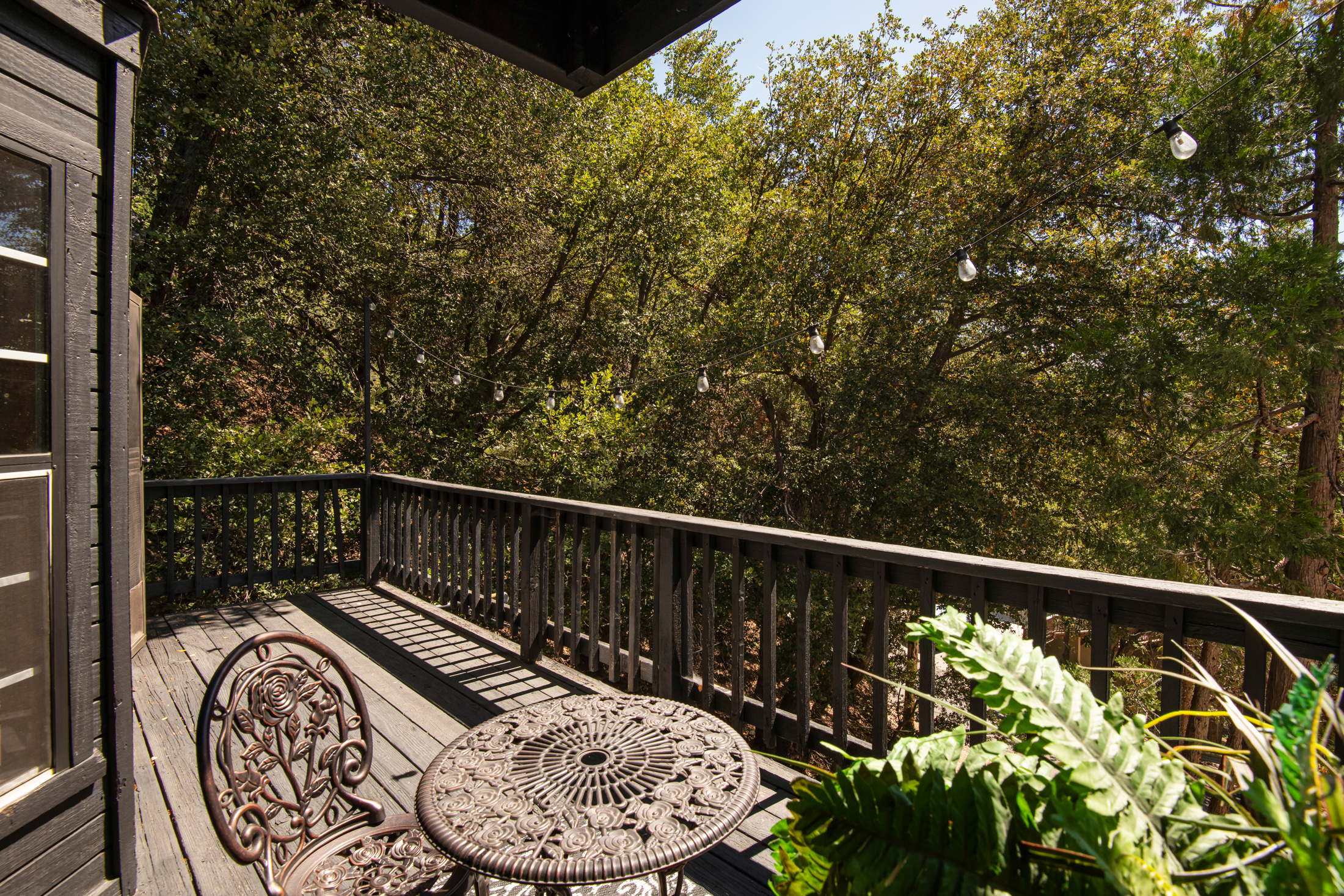  23594 Hillside Drive, Crestline, CA 92325 - 物件實景