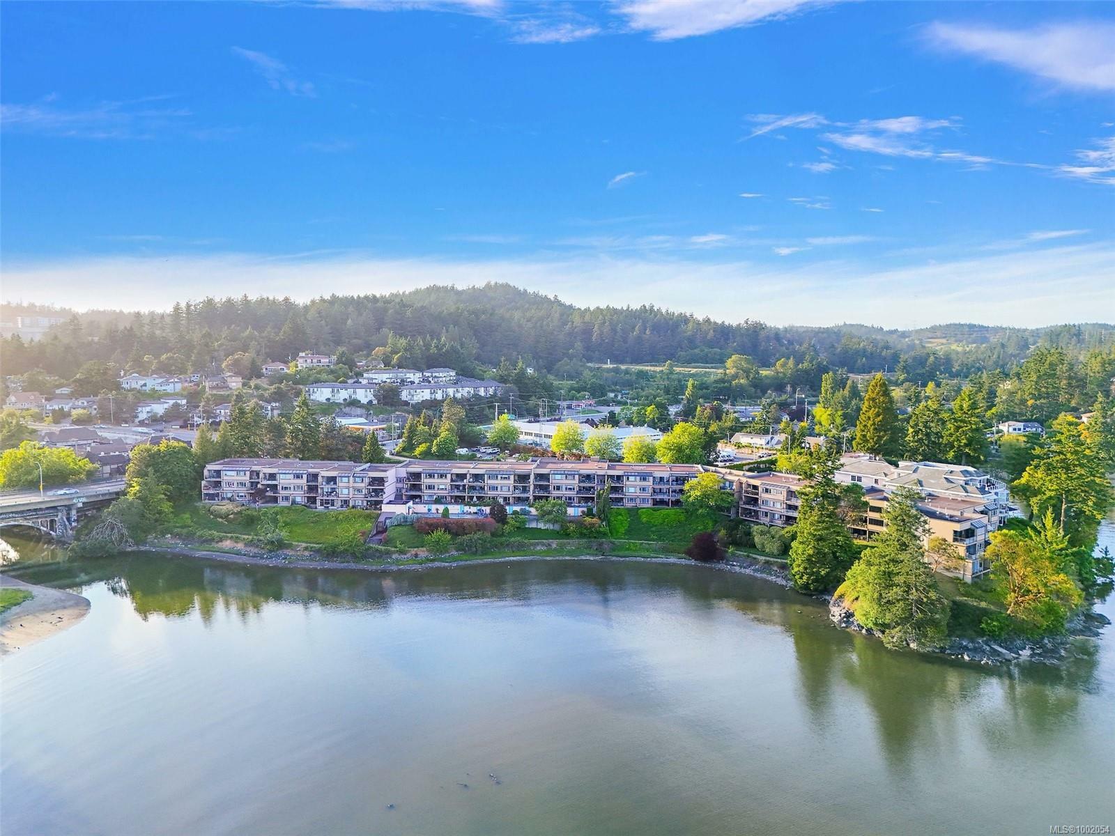 VIEW ROYAL, British Columbia, V9B 5H7, CA, 2 Bedrooms Bedrooms, ,Residential,For Sale,1874992