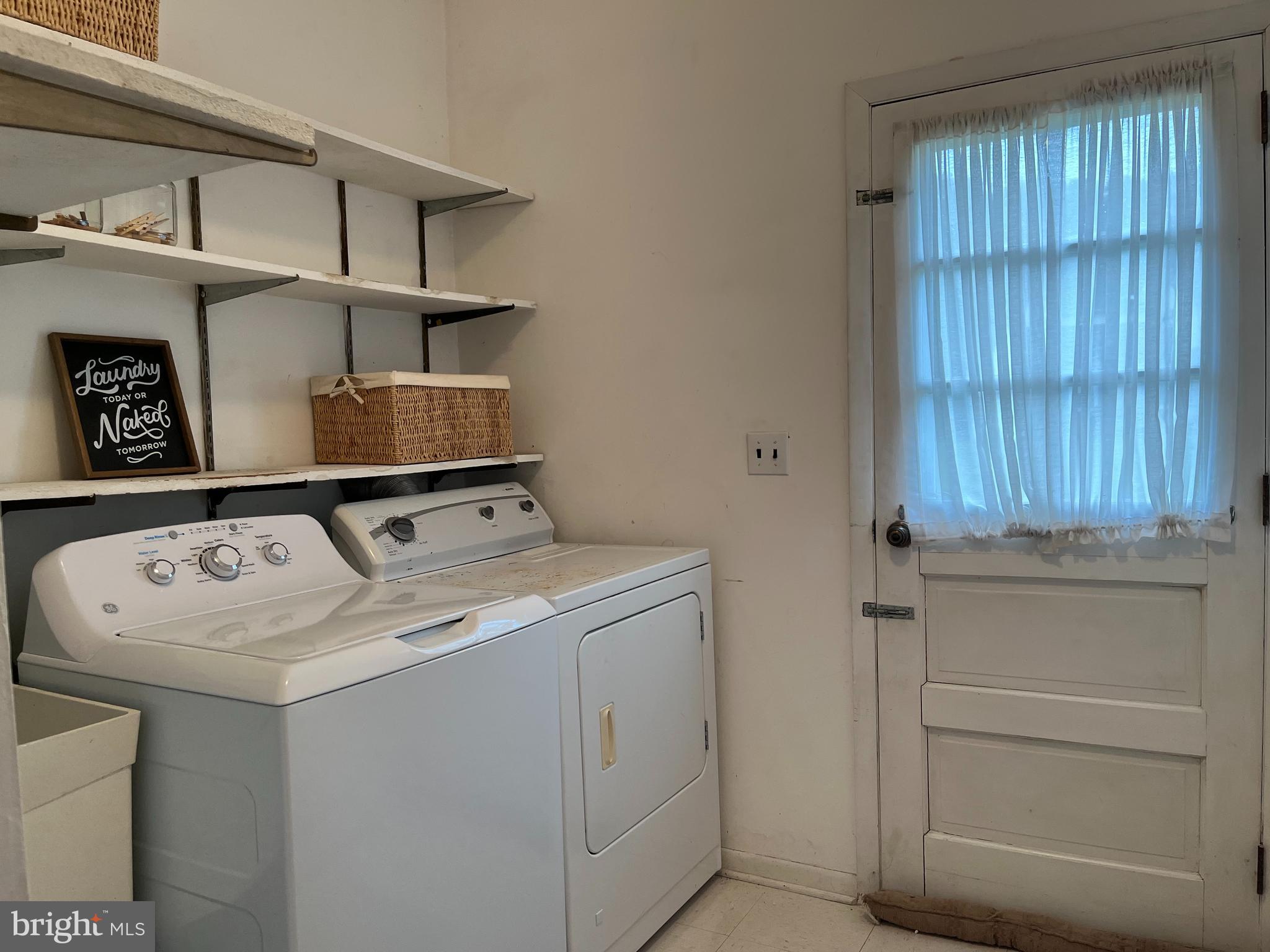 Southampton, Pennsylvania, 18966, United States, 4 Bedrooms Bedrooms, ,Residential,For Sale,1990215