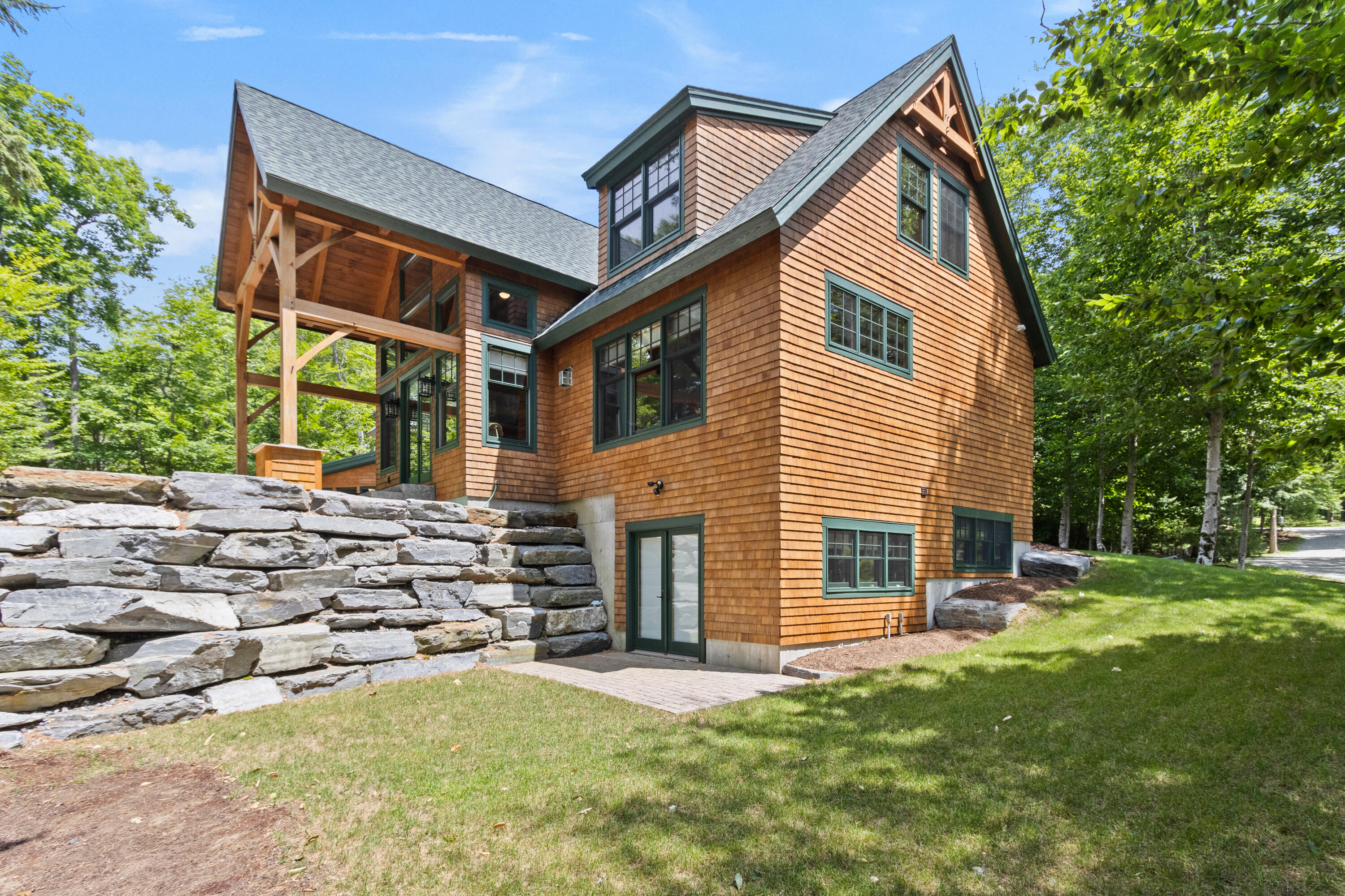 Harrison, Maine, 04040, United States, 5 Bedrooms Bedrooms, ,4 BathroomsBathrooms,Residential,For Sale,1885742