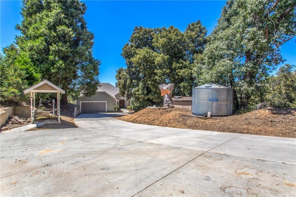 Oak Glen, California, 92399, United States, 2 Bedrooms Bedrooms, ,2 BathroomsBathrooms,Residential,For Sale,1920636
