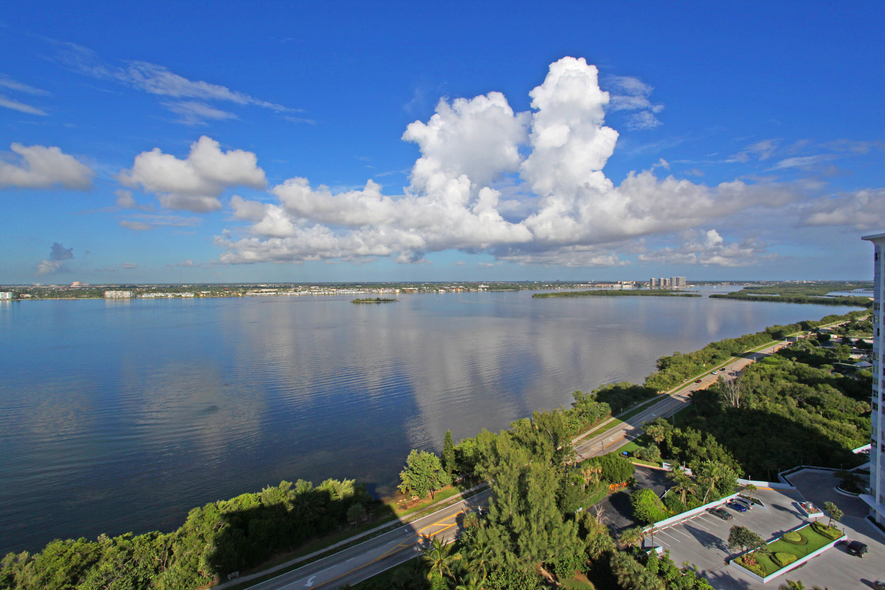  5150 N Ocean Drive PH 2001 - 物件實景