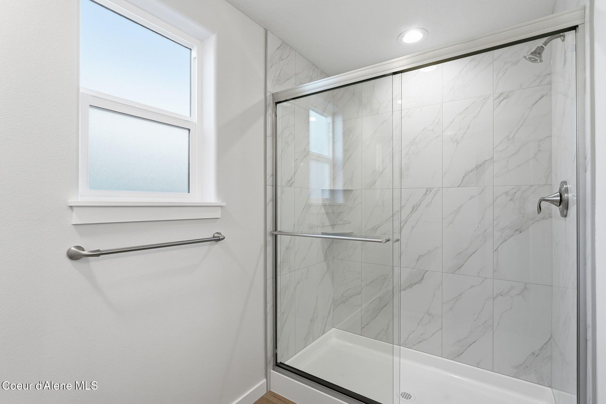 Coeur D'alene, Idaho, 83815, United States, 3 Bedrooms Bedrooms, ,Residential,For Sale,1991983