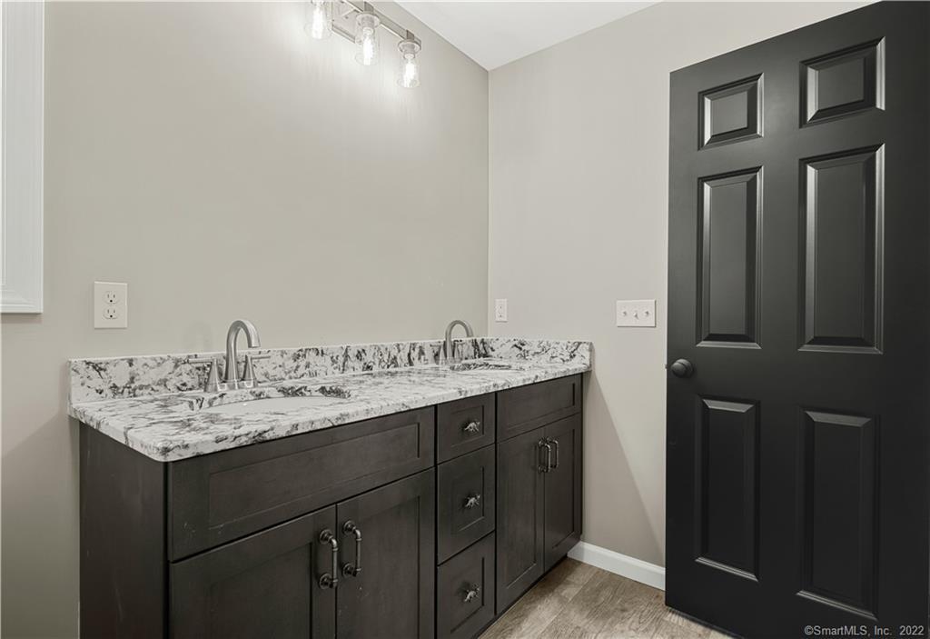 Bristol, Connecticut, 06010, United States, 3 Bedrooms Bedrooms, ,3 BathroomsBathrooms,Residential,For Sale,1920103