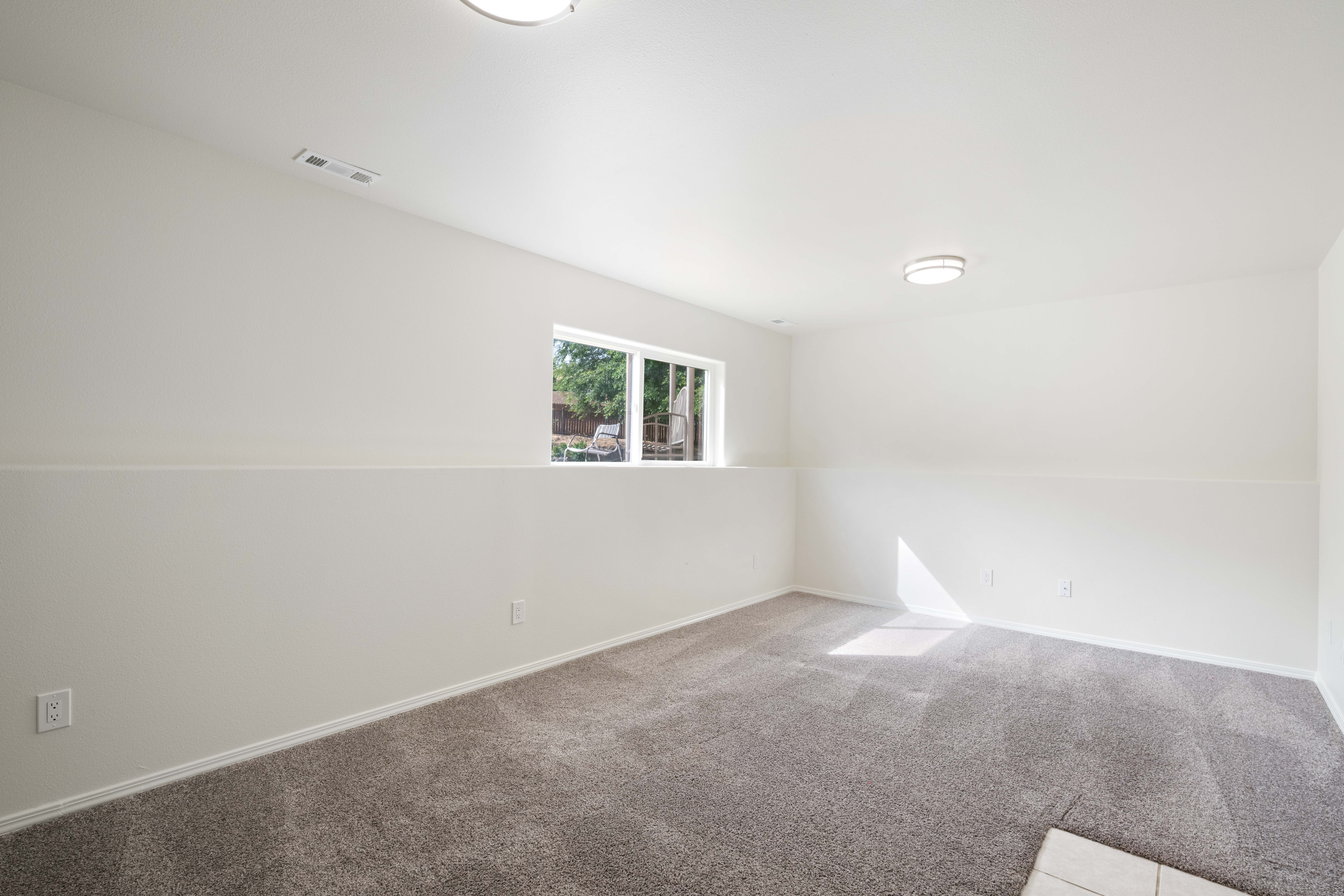  Cul de sac Living, All New & Fresh Inside, Turn Key - 物件實景