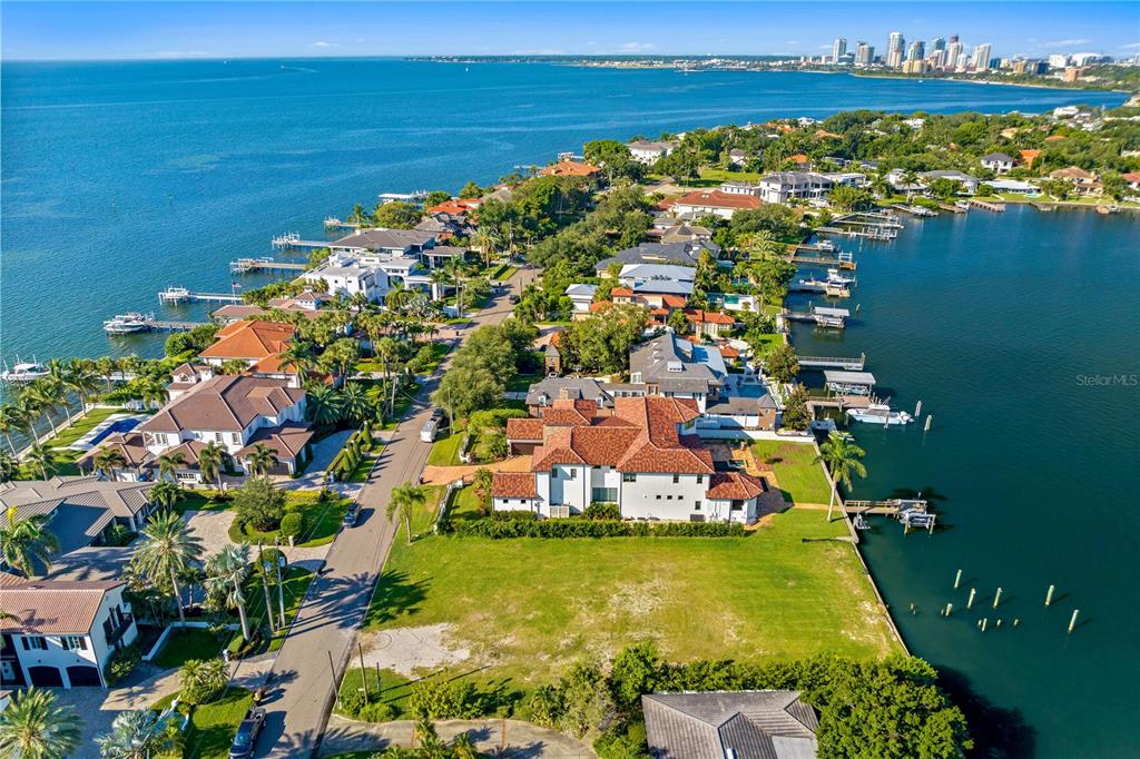 St Petersburg, Florida, 33704, United States, 6 Bedrooms Bedrooms, ,8 BathroomsBathrooms,Residential,For Sale,1897556