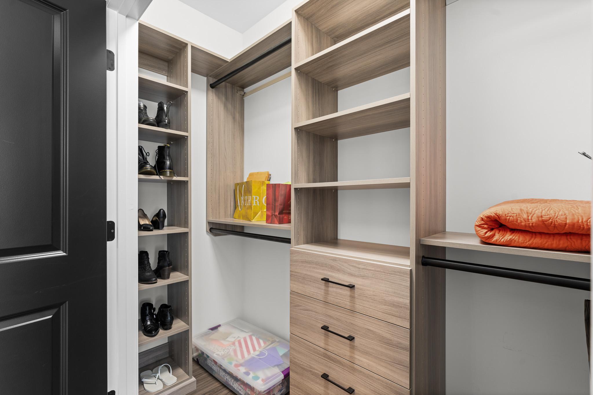  End-Unit Townhome in Premier BeltLine Community - 物件實景