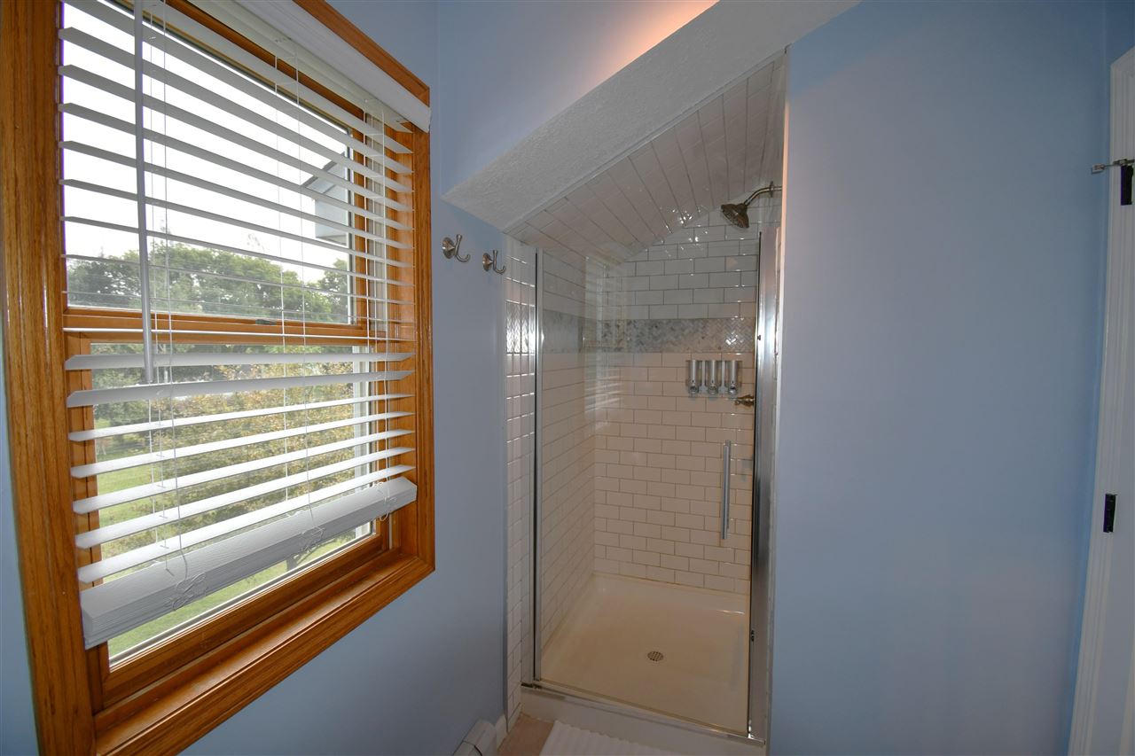 Charlevoix, Michigan, 49720, United States, 5 Bedrooms Bedrooms, ,5 BathroomsBathrooms,Residential,For Sale,1948614