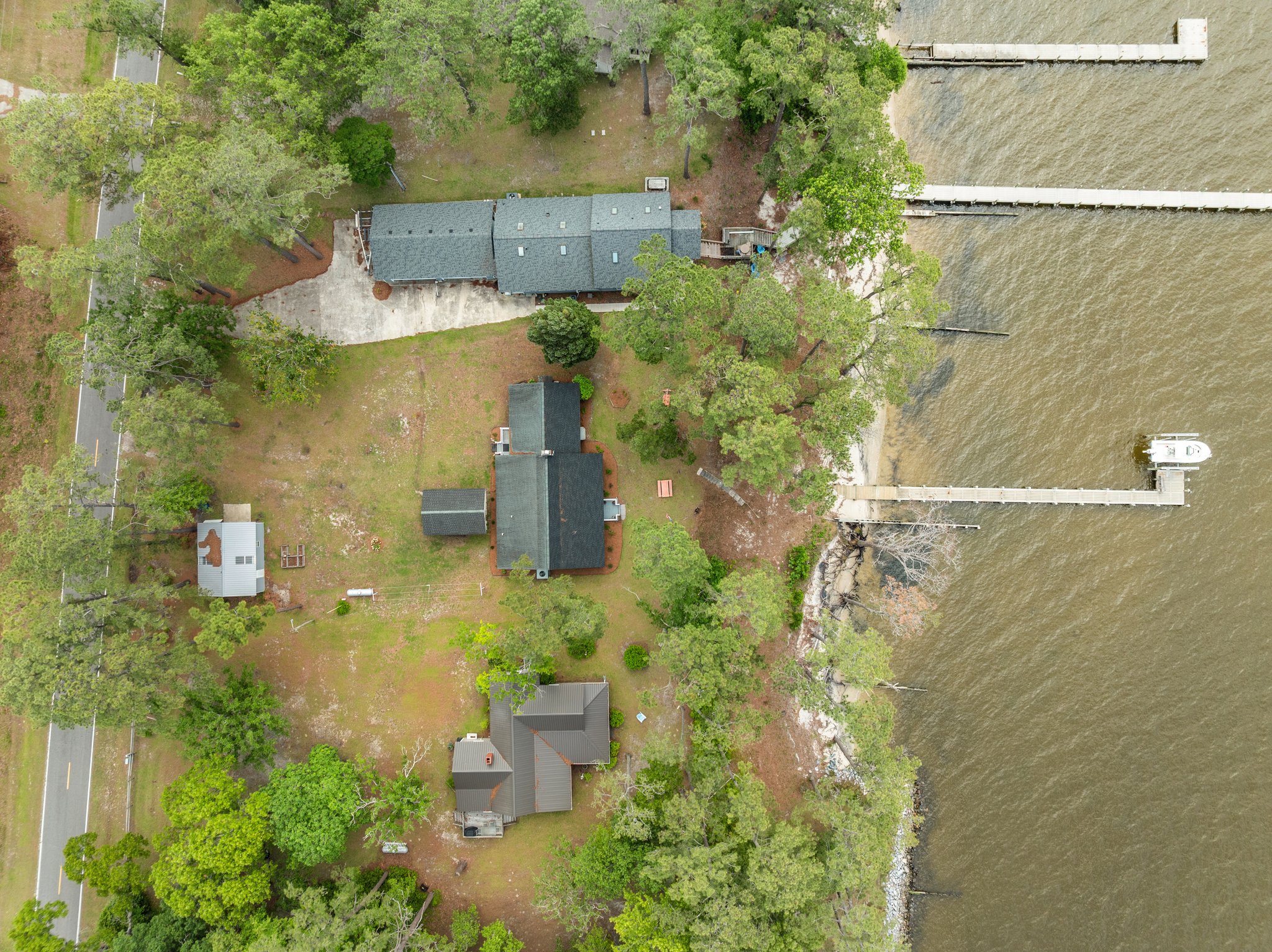Belhaven, North Carolina, 27810, United States, 3 Bedrooms Bedrooms, ,1 BathroomBathrooms,Residential,For Sale,1944944