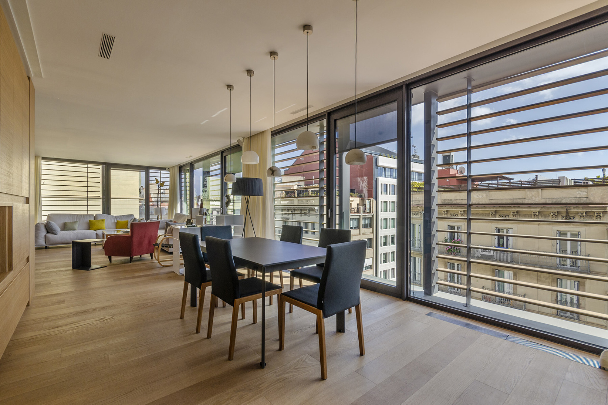  Exceptional penthouse with 180 m2 terrace next to Paseo de Gracia - 物件實景