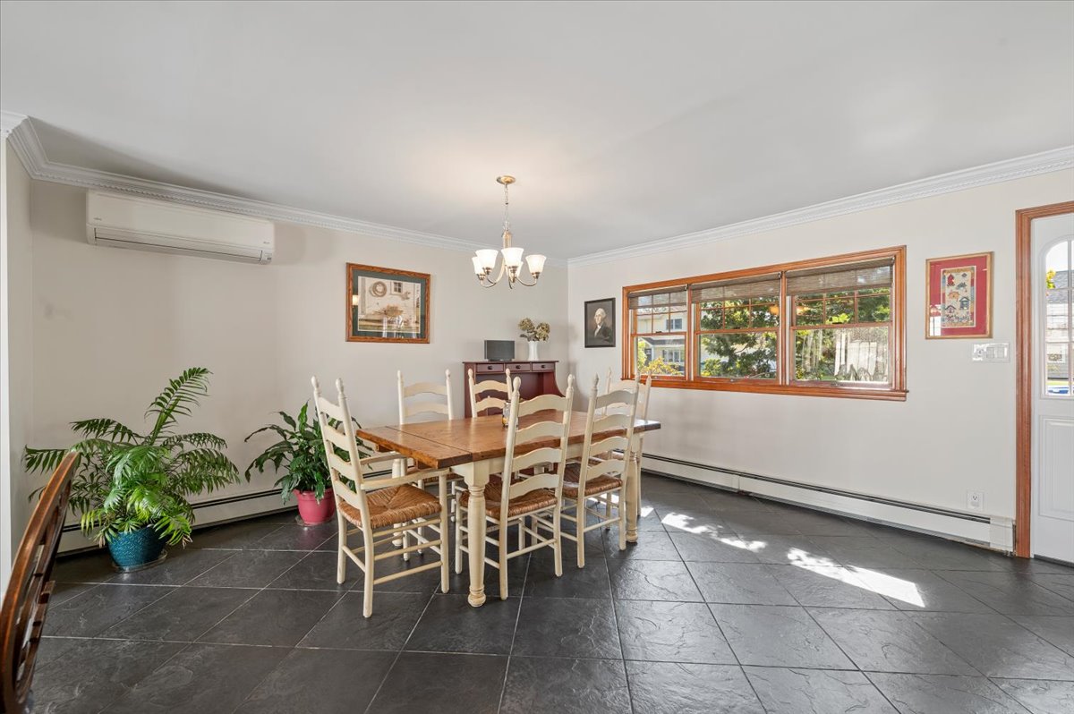 Bethpage, New York, 11714, United States, 3 Bedrooms Bedrooms, ,2 BathroomsBathrooms,Residential,For Sale,1916288