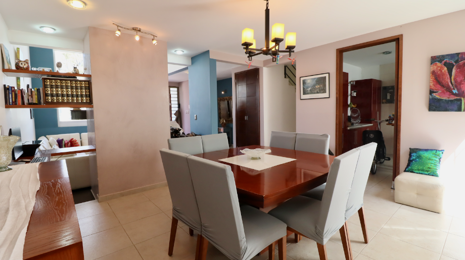 Morelia, Michoacán de Ocampo, 58350, Mexico, 3 Bedrooms Bedrooms, ,2 BathroomsBathrooms,Residential,For Sale,1994490