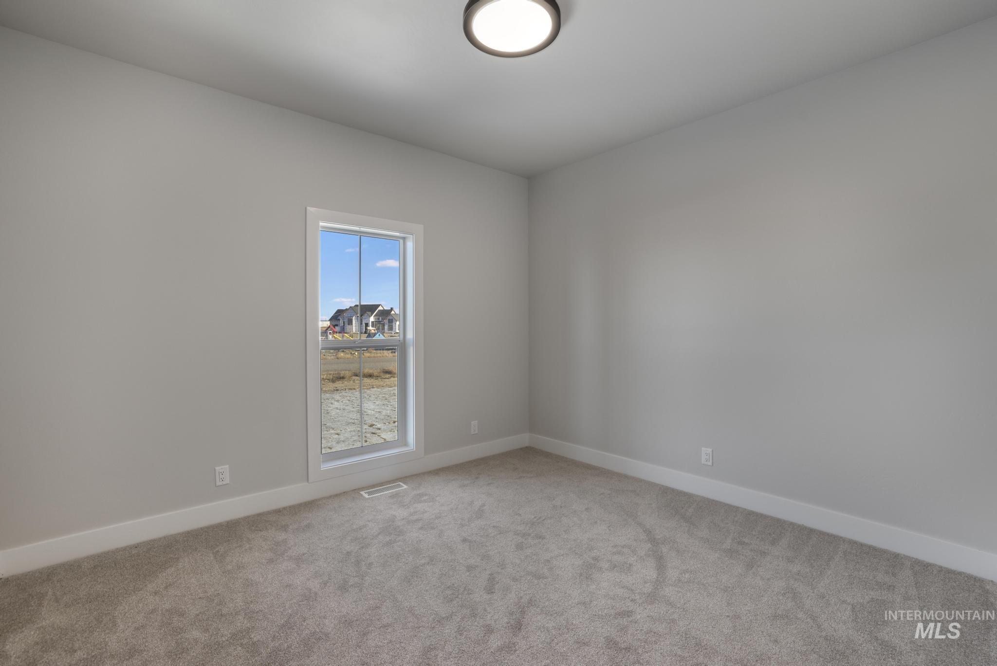 Burley, Idaho, 83318, United States, 4 Bedrooms Bedrooms, ,4 BathroomsBathrooms,Residential,For Sale,2001810