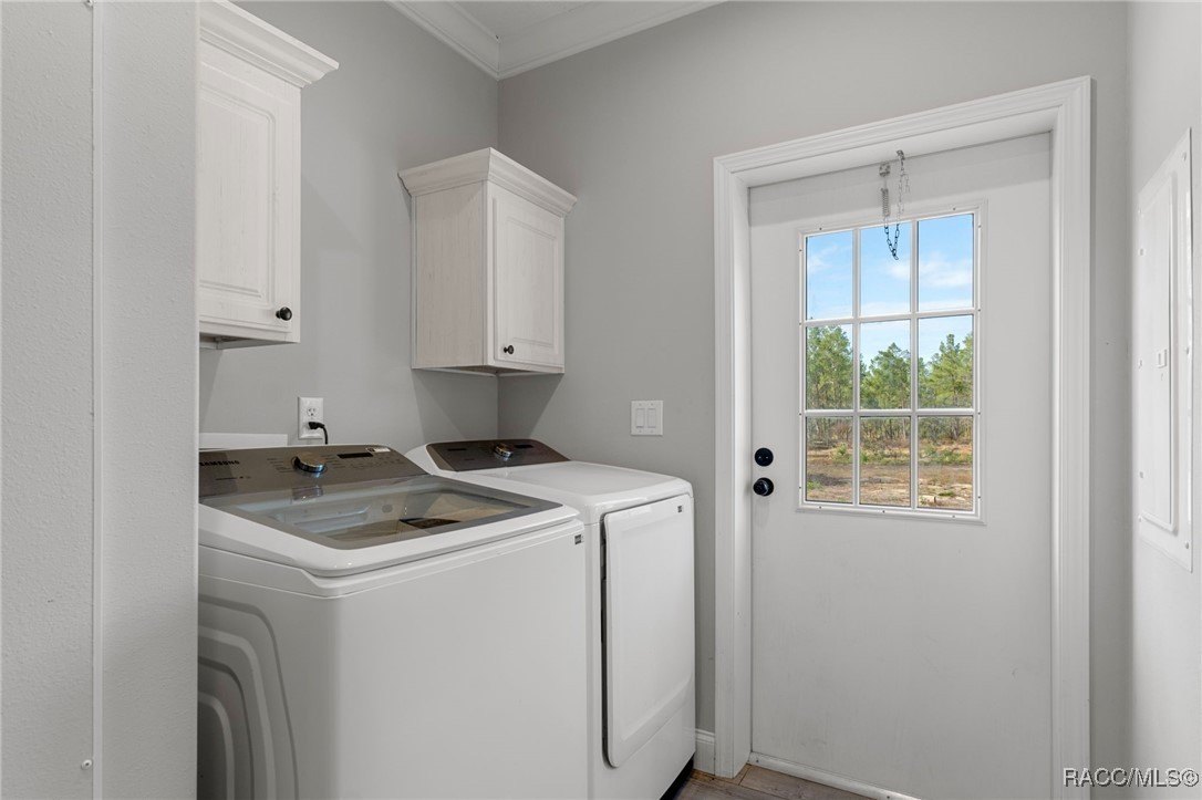 Dunnellon, Florida, 34433, United States, 4 Bedrooms Bedrooms, ,3 BathroomsBathrooms,Residential,For Sale,2008614