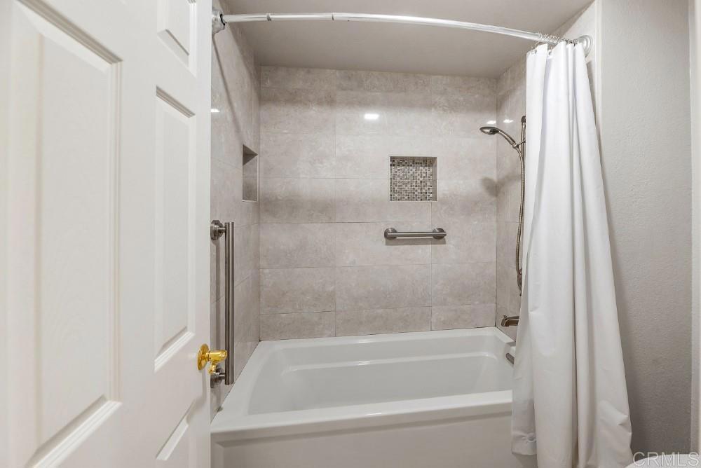 San Diego, California, 92064, United States, 4 Bedrooms Bedrooms, ,3 BathroomsBathrooms,Residential,For Sale,1827869