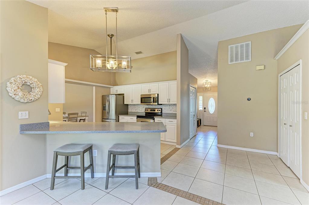 Bradenton, Florida, 34212, United States, 3 Bedrooms Bedrooms, ,2 BathroomsBathrooms,Residential,For Sale,1751964