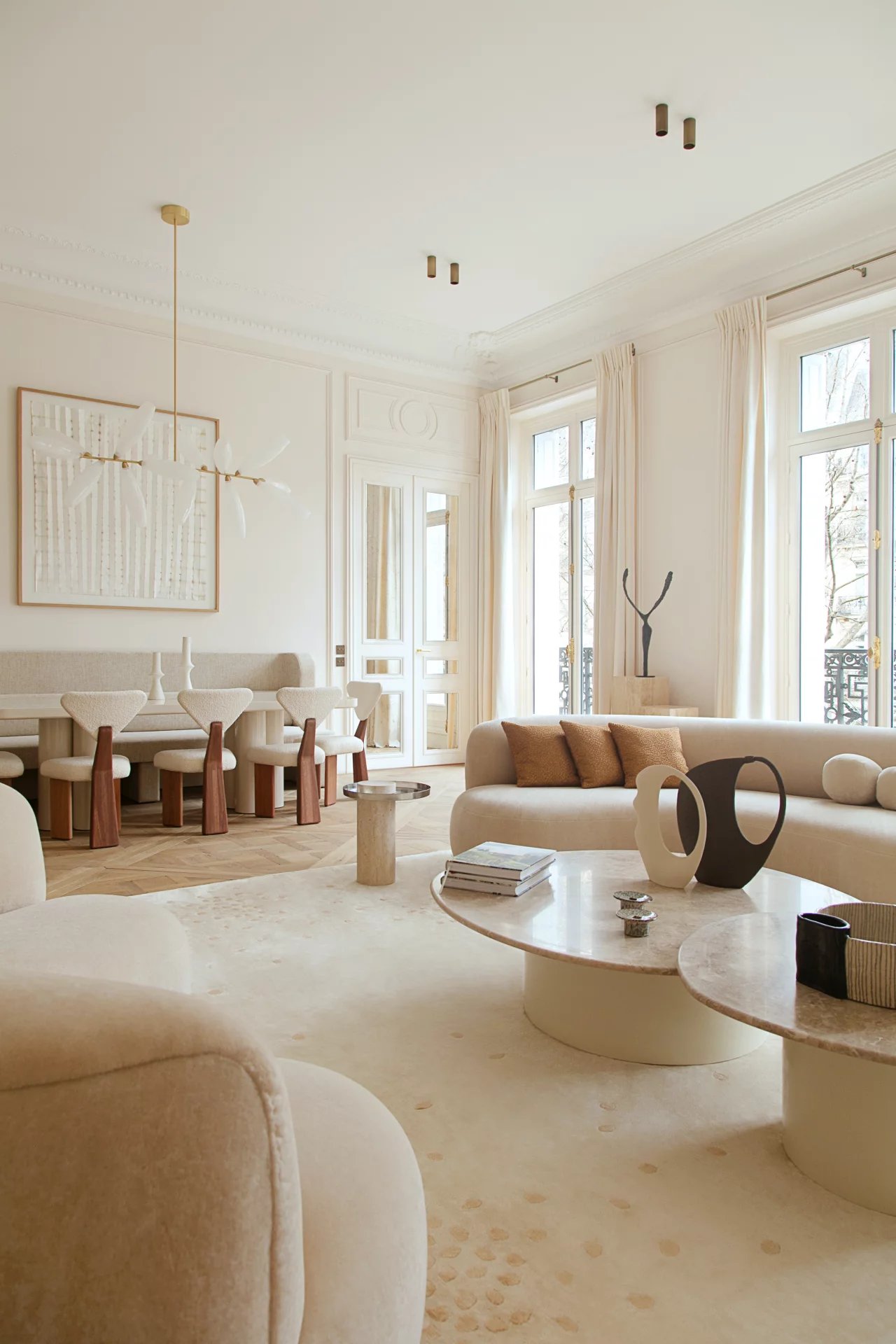 Paris 8th, Île-de-France, 75008, FR, 3 Bedrooms Bedrooms, ,3 BathroomsBathrooms,Residential,For Sale,1491414