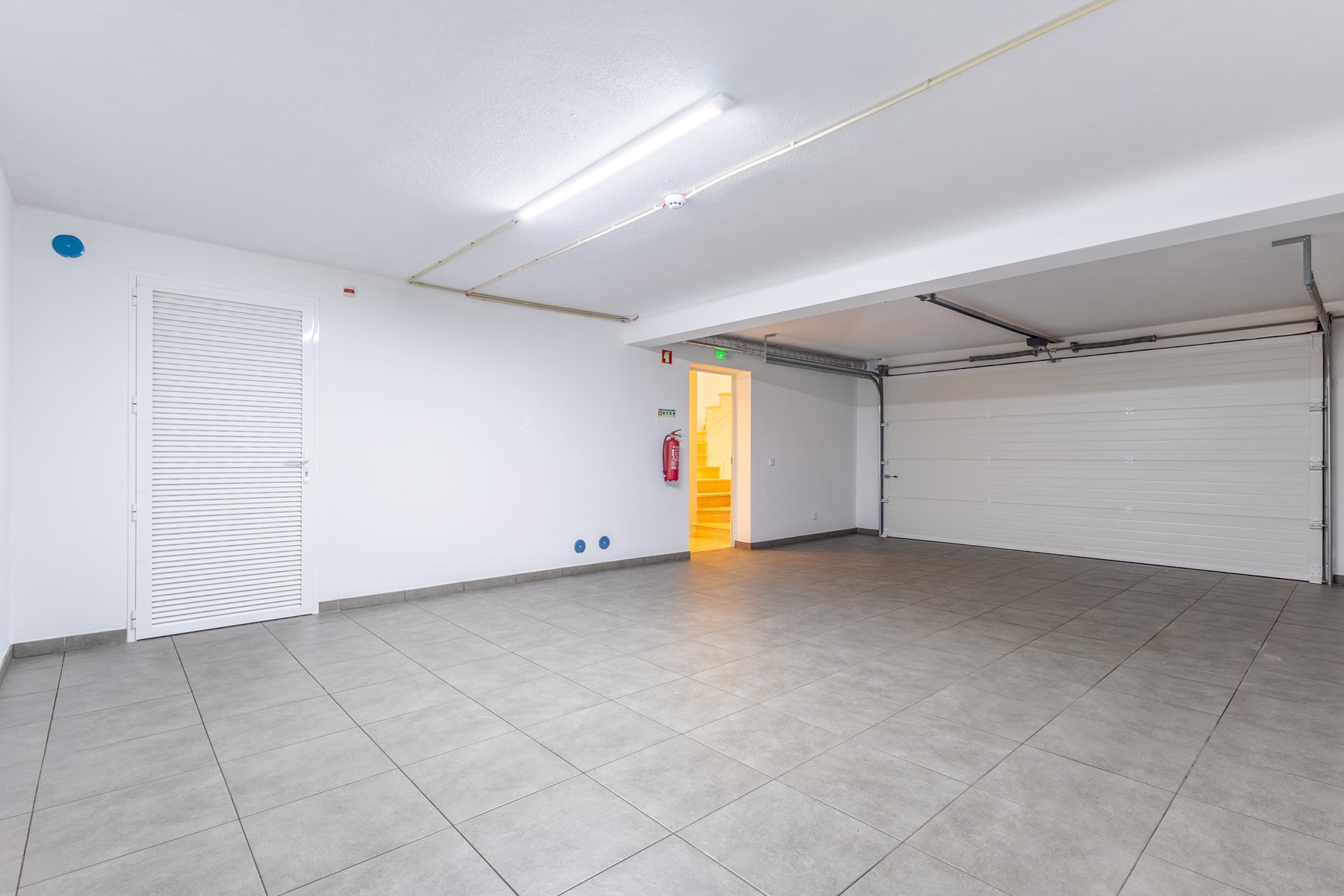  Semi-detached house, 5 bedrooms, for Sale - 物件實景