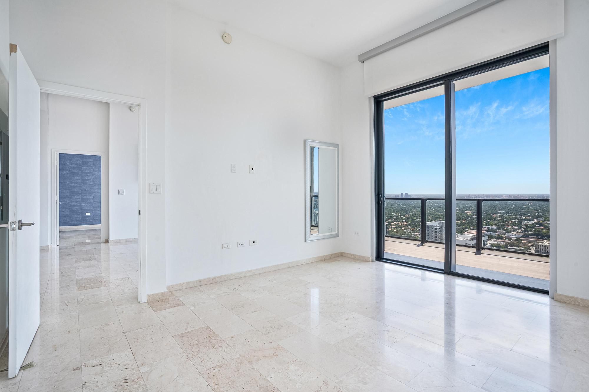  88 SW 7th St, Miami, FL, 33130 - 物件實景