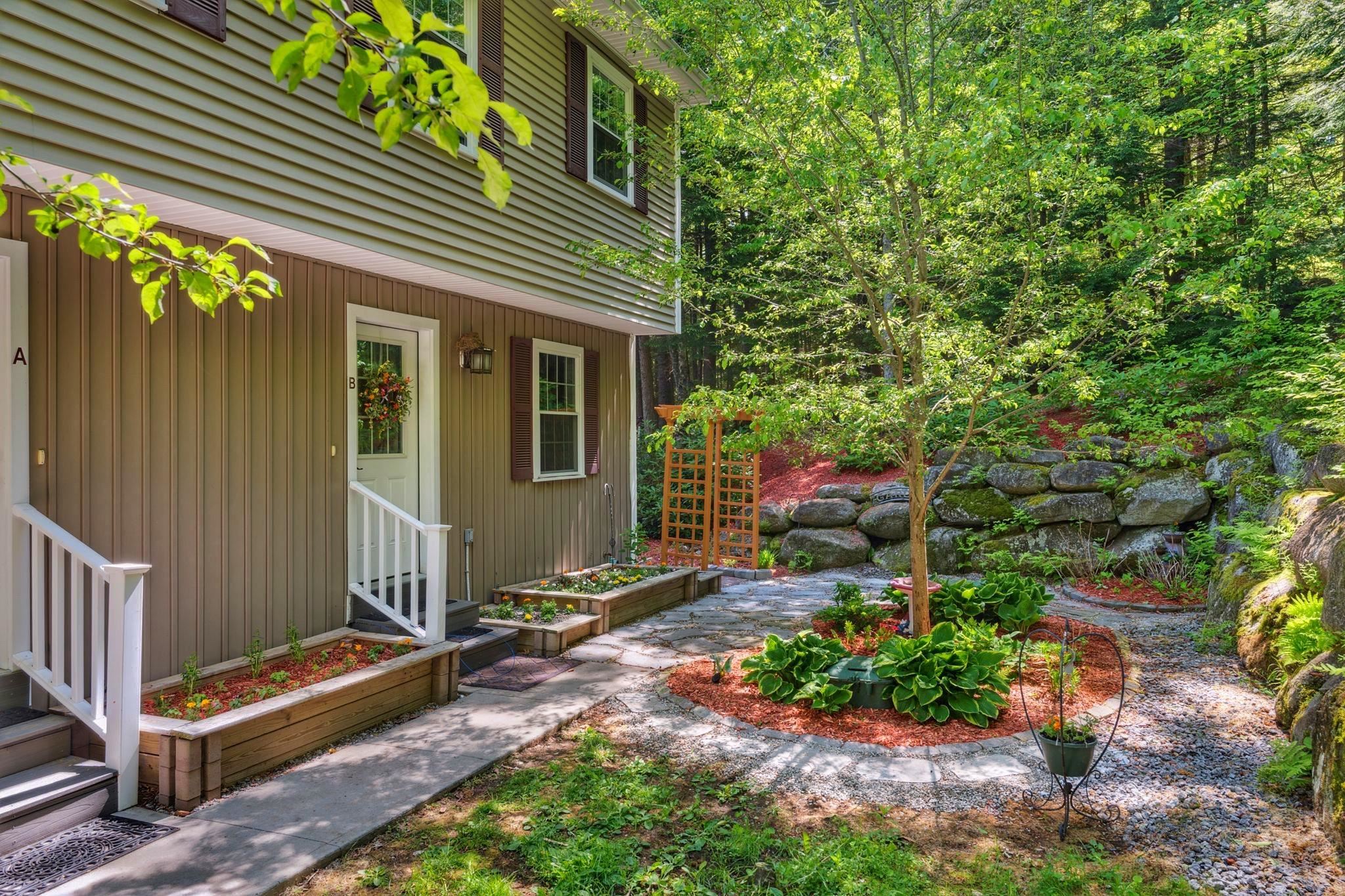 Sunapee, New Hampshire, 03782, United States, 4 Bedrooms Bedrooms, ,3 BathroomsBathrooms,Residential,For Sale,1892767