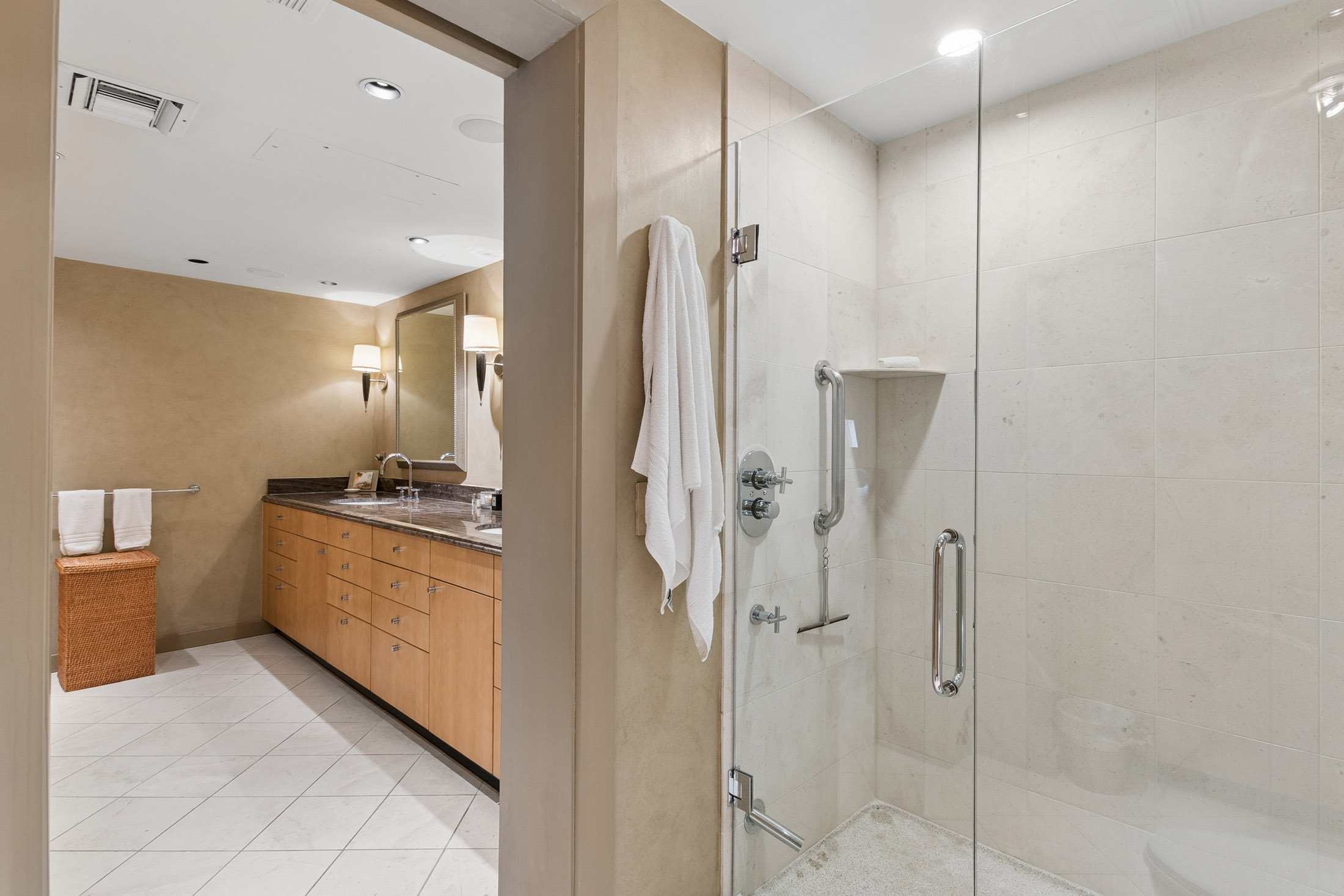 Embrace Midtown Living at Colony House - 物件實景