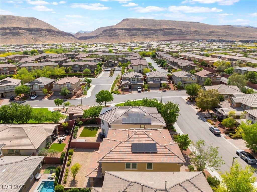 Las Vegas, Nevada, 89135, United States, 3 Bedrooms Bedrooms, ,3 BathroomsBathrooms,Residential,For Sale,1977771