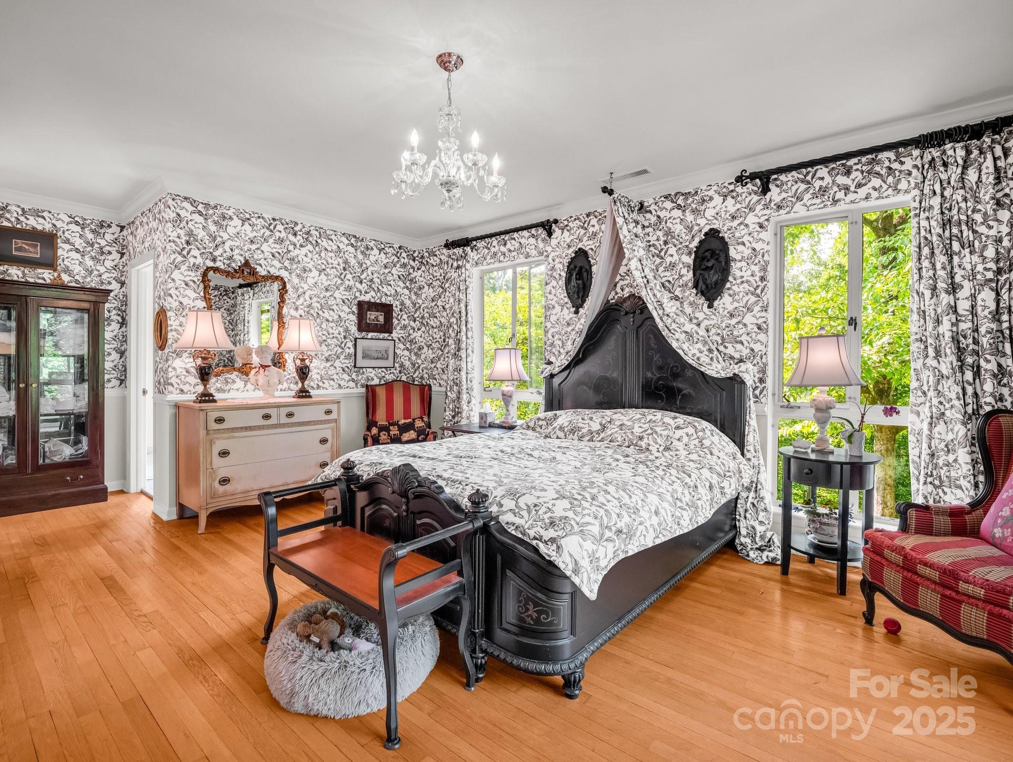 Landrum, South Carolina, 29356, United States, 3 Bedrooms Bedrooms, ,5 BathroomsBathrooms,Residential,For Sale,1847150
