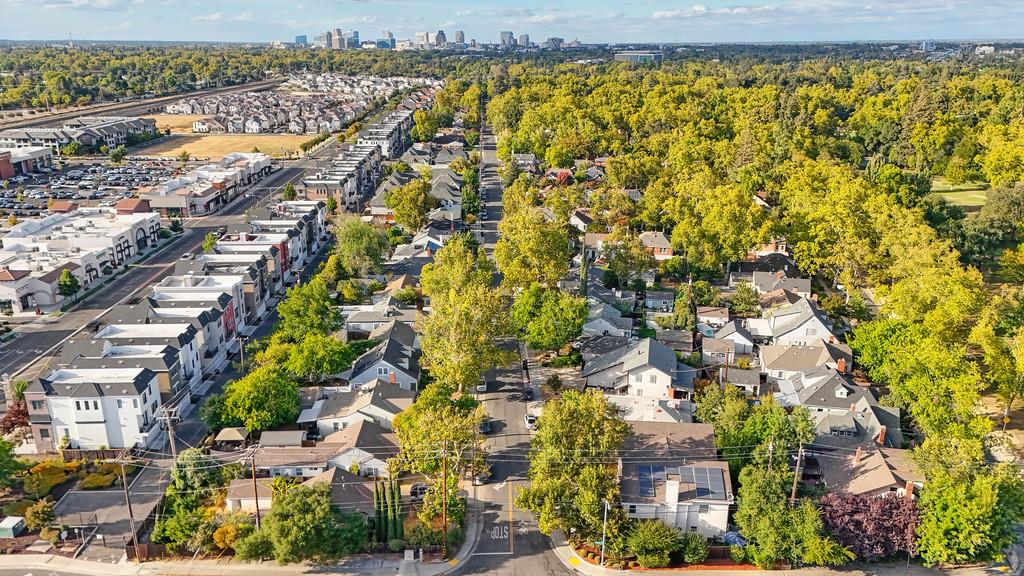 Sacramento, California, 95818, United States, 3 Bedrooms Bedrooms, ,3 BathroomsBathrooms,Residential,For Sale,1954862