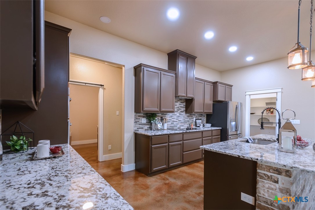 Gatesville, Texas, 76528, United States, 3 Bedrooms Bedrooms, ,3 BathroomsBathrooms,Residential,For Sale,1989706