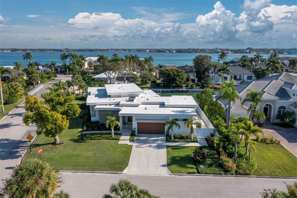 Sarasota, Florida, 34236, United States, 3 Bedrooms Bedrooms, ,5 BathroomsBathrooms,Residential,For Sale,2003430