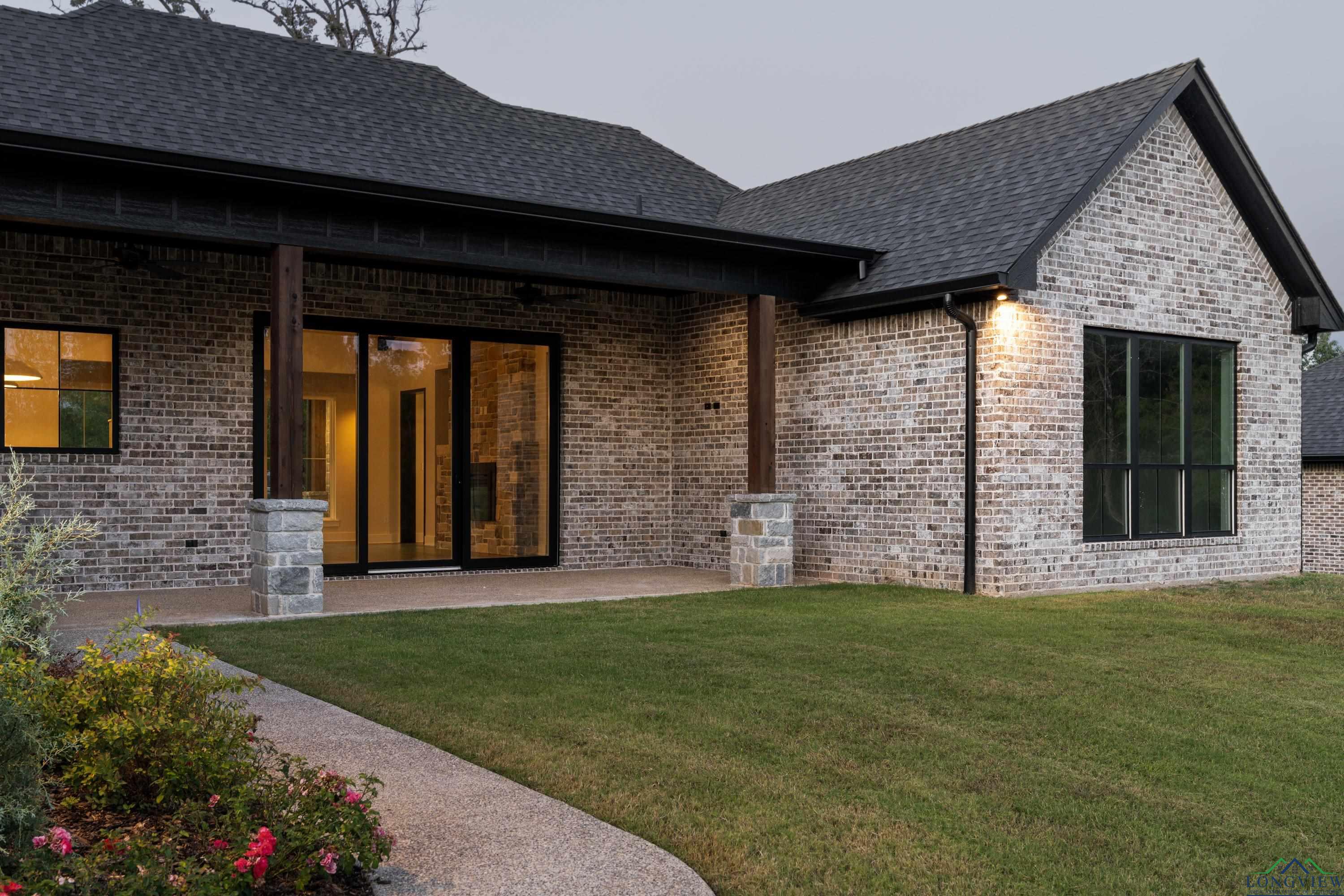 Tatum, Texas, 75691, United States, 4 Bedrooms Bedrooms, ,3 BathroomsBathrooms,Residential,For Sale,1993478