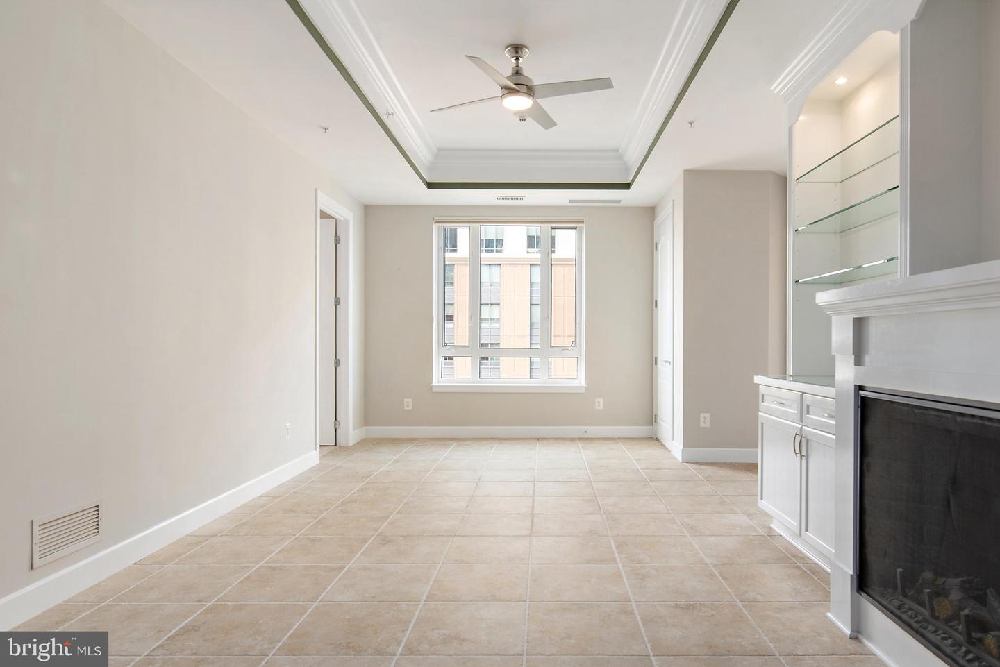 Annapolis, Maryland, 21401, United States, 2 Bedrooms Bedrooms, ,2 BathroomsBathrooms,Residential,For Sale,1848814