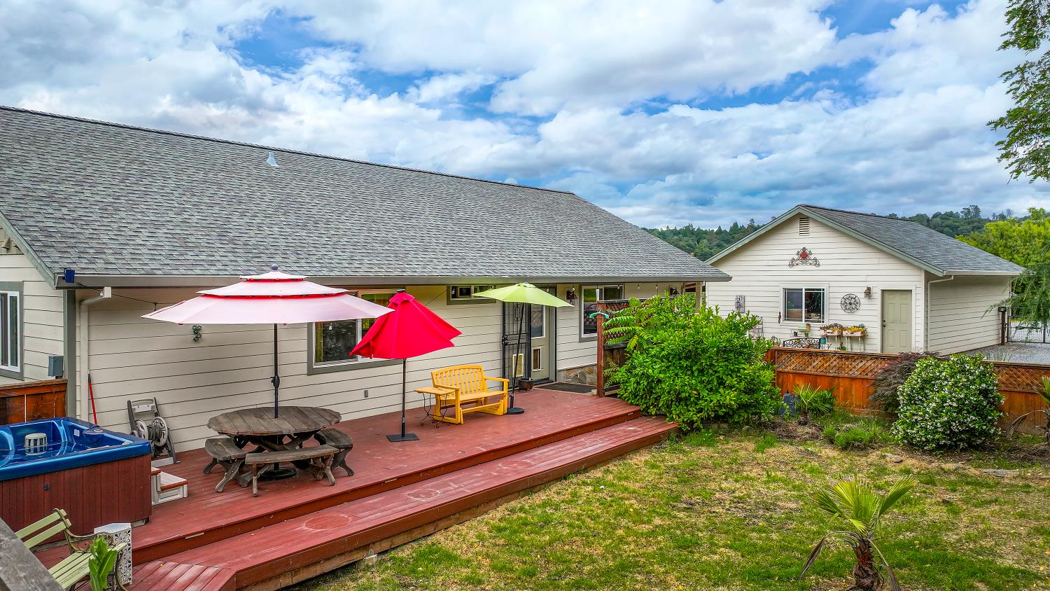 Mokelumne Hill, California, 95245, United States, 3 Bedrooms Bedrooms, ,2 BathroomsBathrooms,Residential,For Sale,2048393