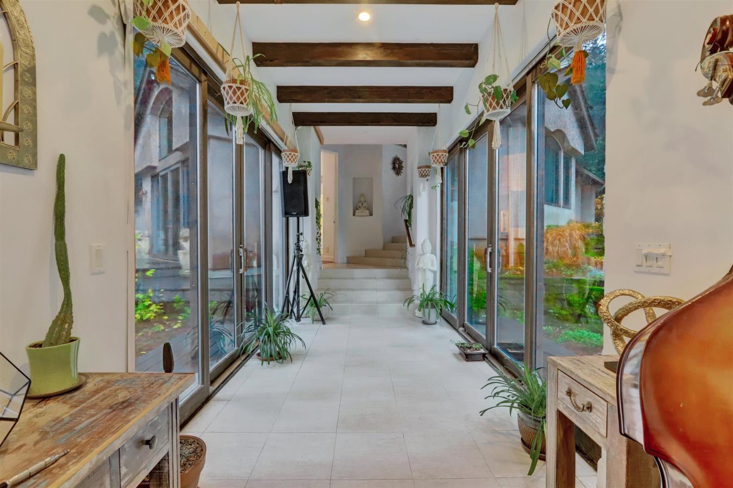 Nevada City, California, 95959, United States, 6 Bedrooms Bedrooms, ,5 BathroomsBathrooms,Residential,For Sale,1997761