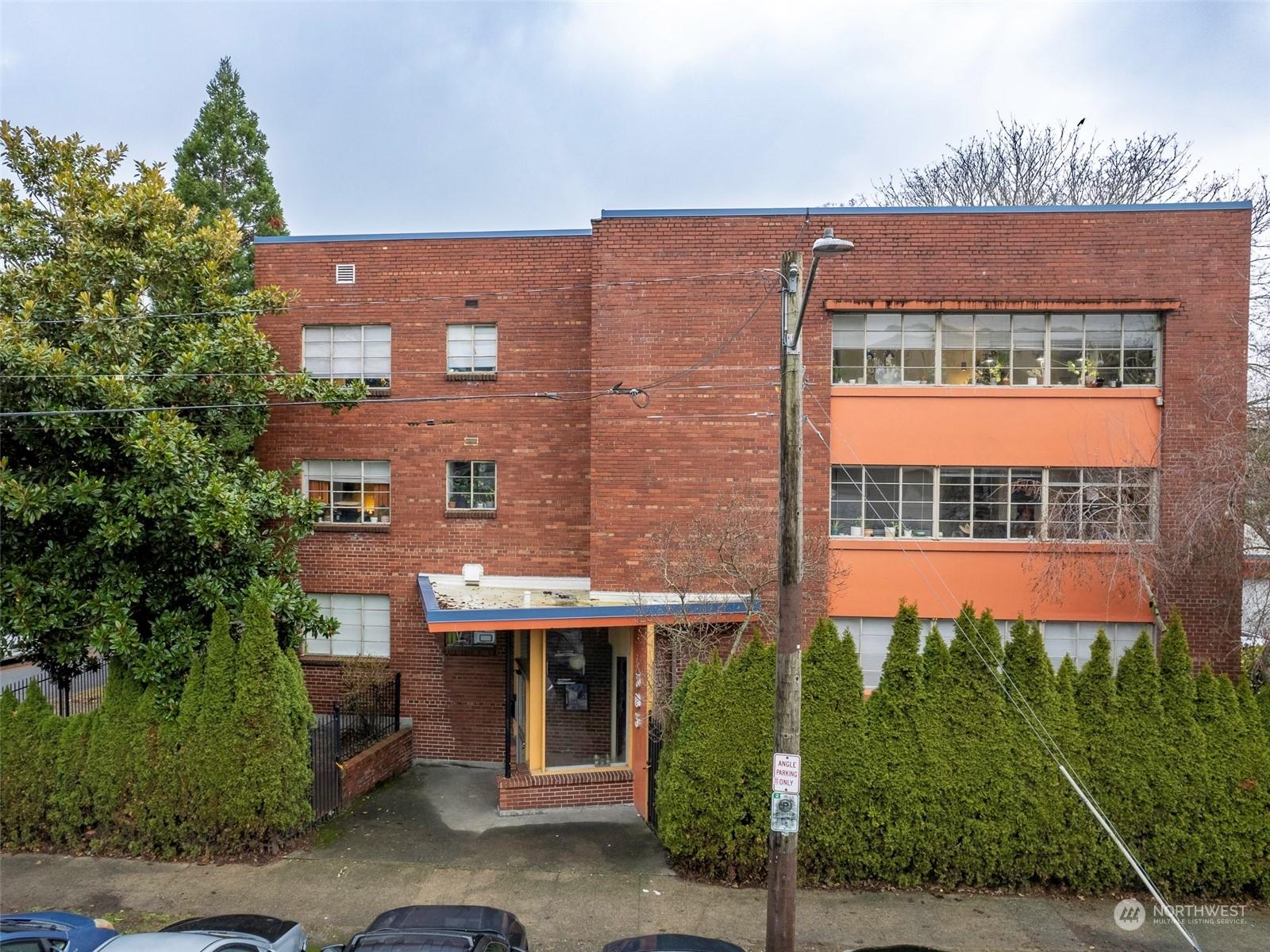 303 HARVARD AVENUE E, SEATTLE, Washington, 98102, United States, ,Residential,For Sale,303 HARVARD AVENUE E,1434145
